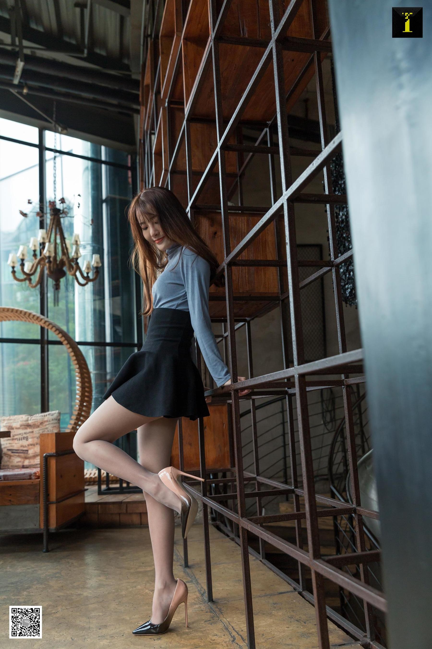 模特 婉萍 《撞色渐变高跟》-图60