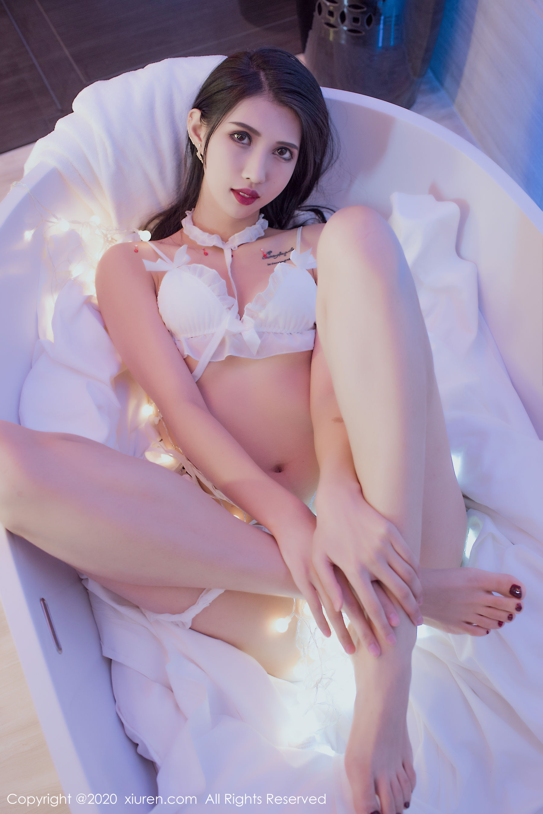 No.2061 葛征Model-图1