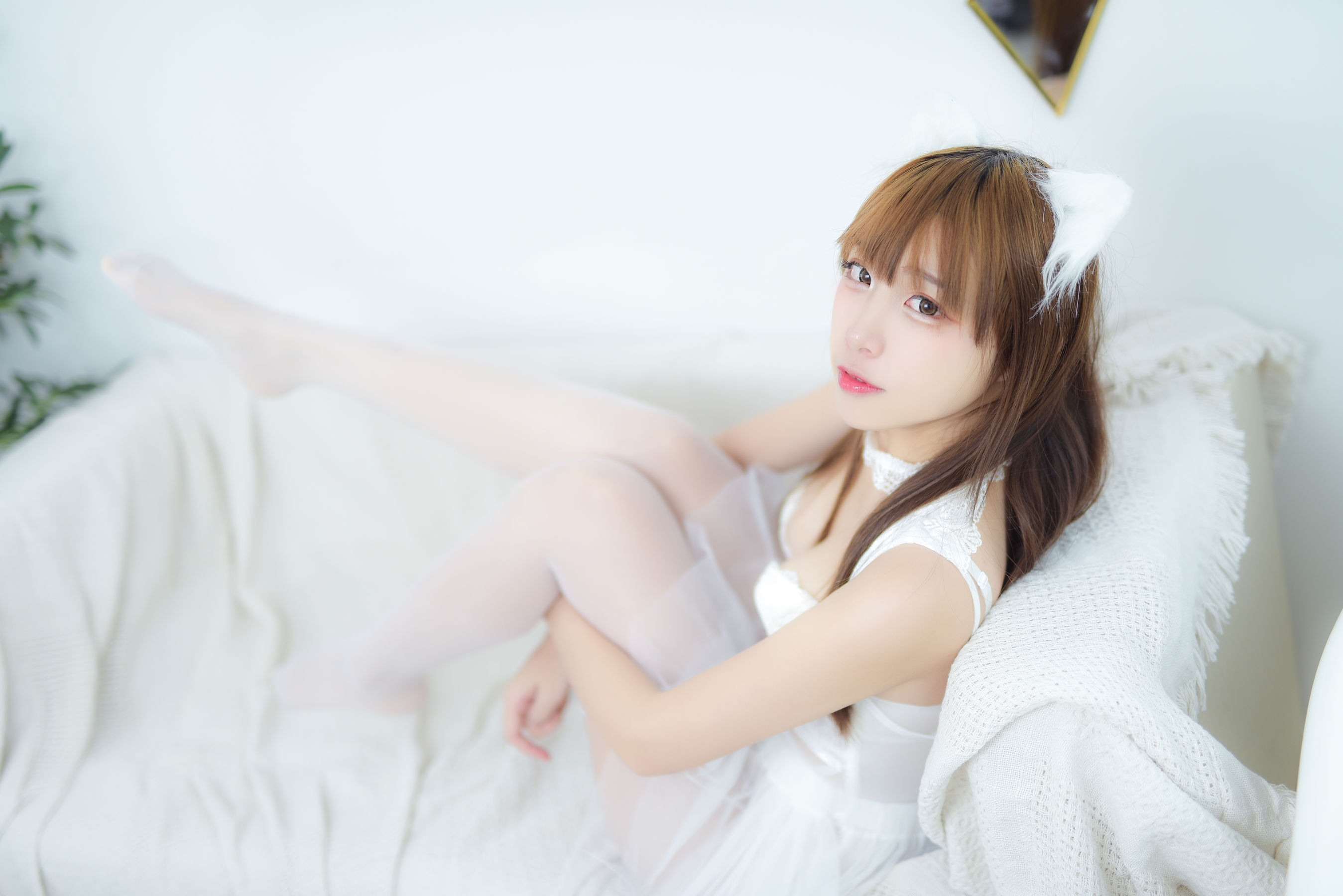 人气Coser二佐Nisa 宠物少女 私房白婚纱-图3