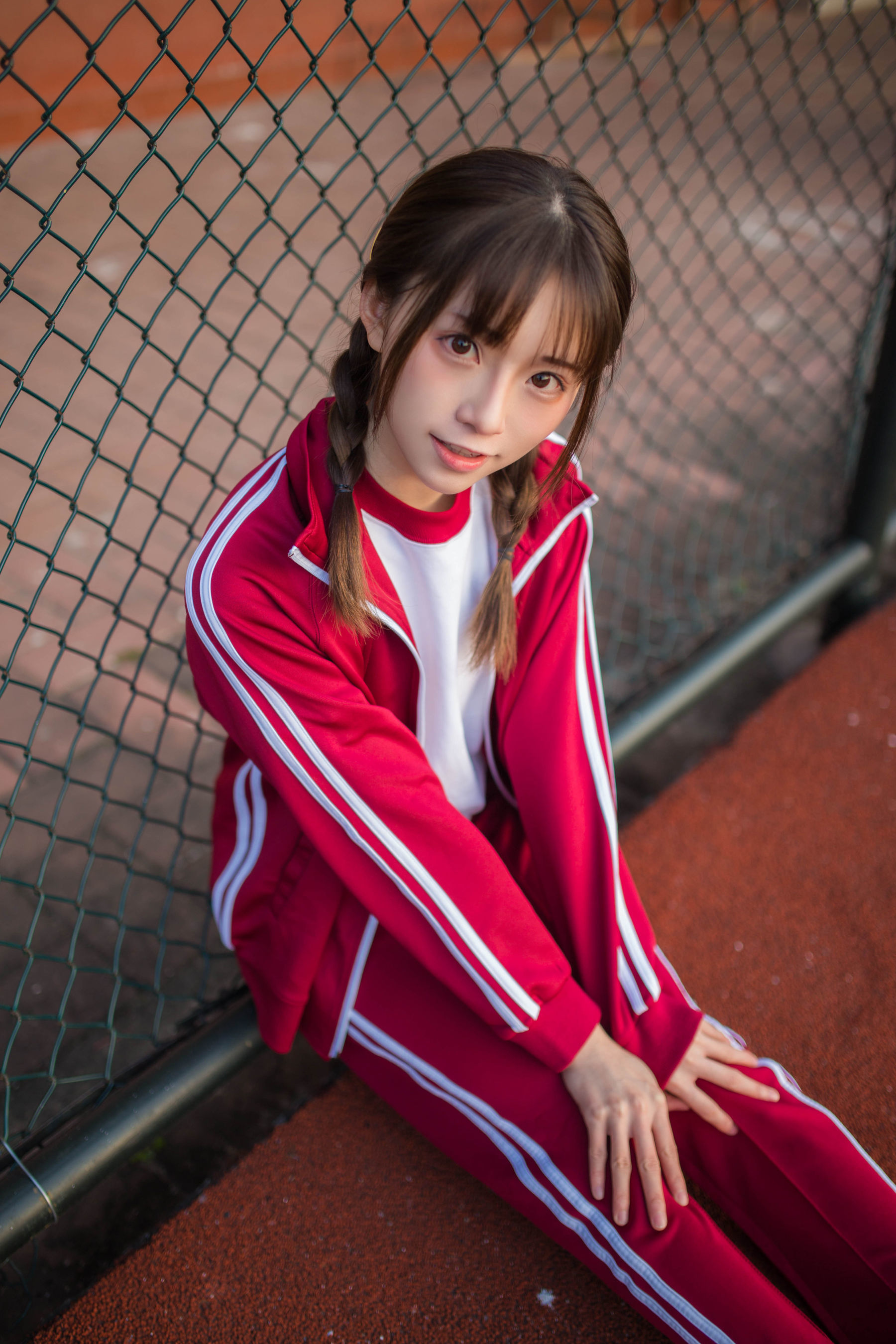 动漫博主Kitaro_绮太郎 红色运动服女孩-图6