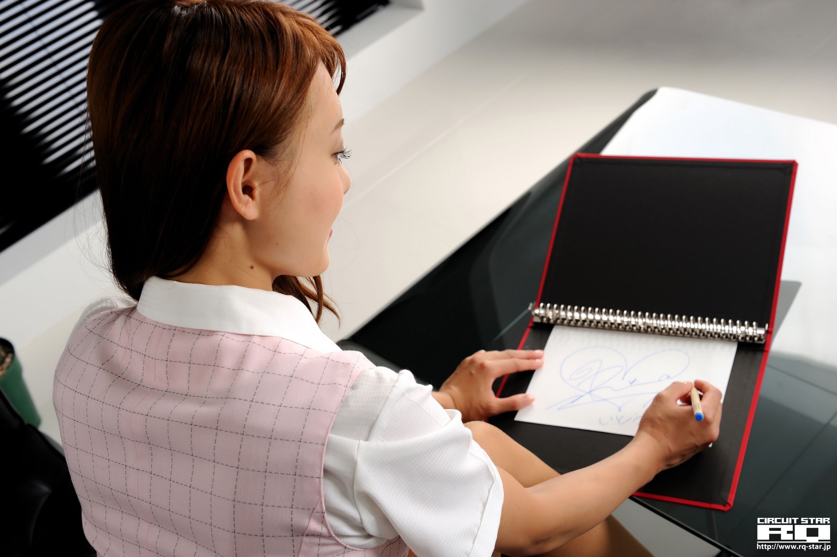 NO.00372 伊东莉娜/伊東りな Office Lady 写真集-图25