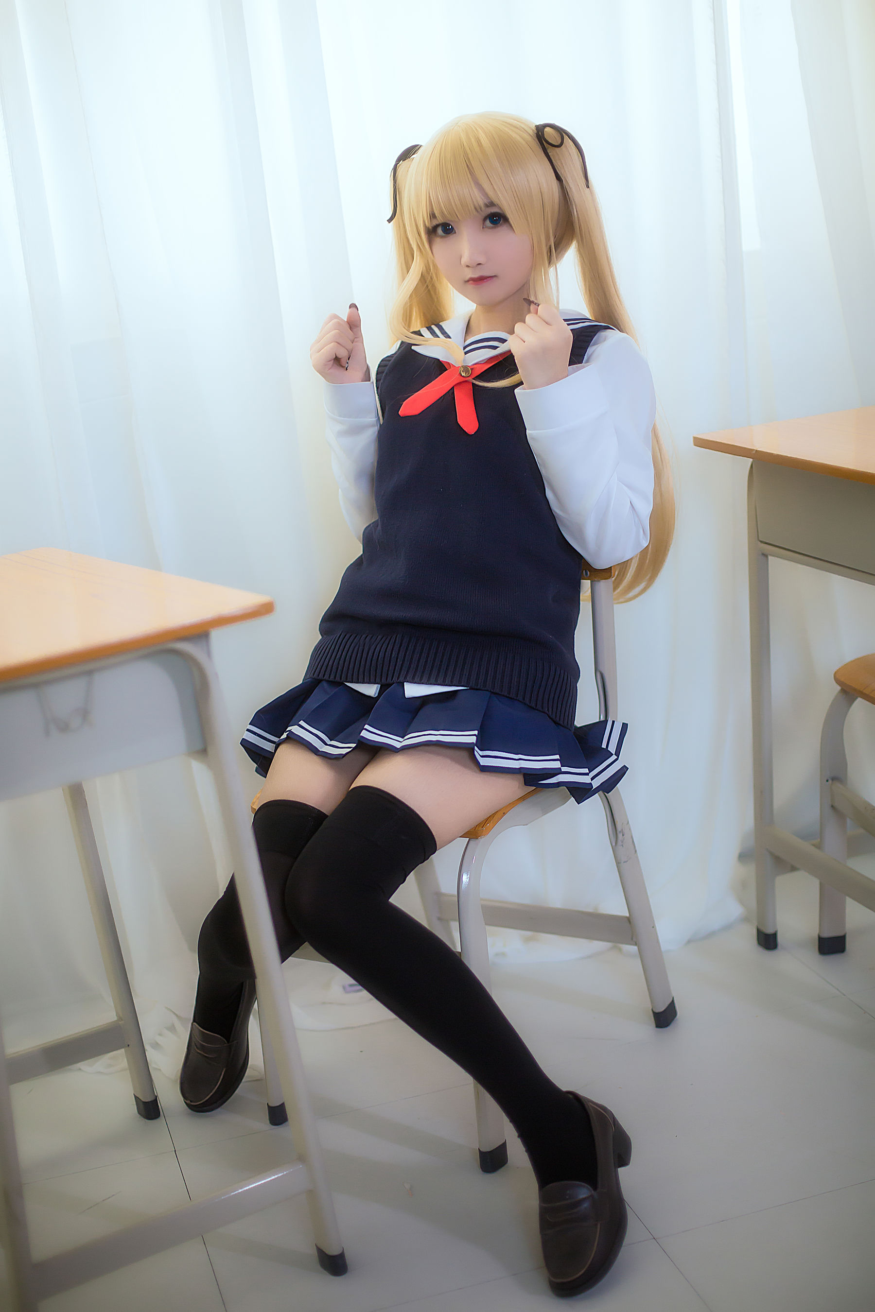 白嫩美少女鬼畜瑶 校服-图2