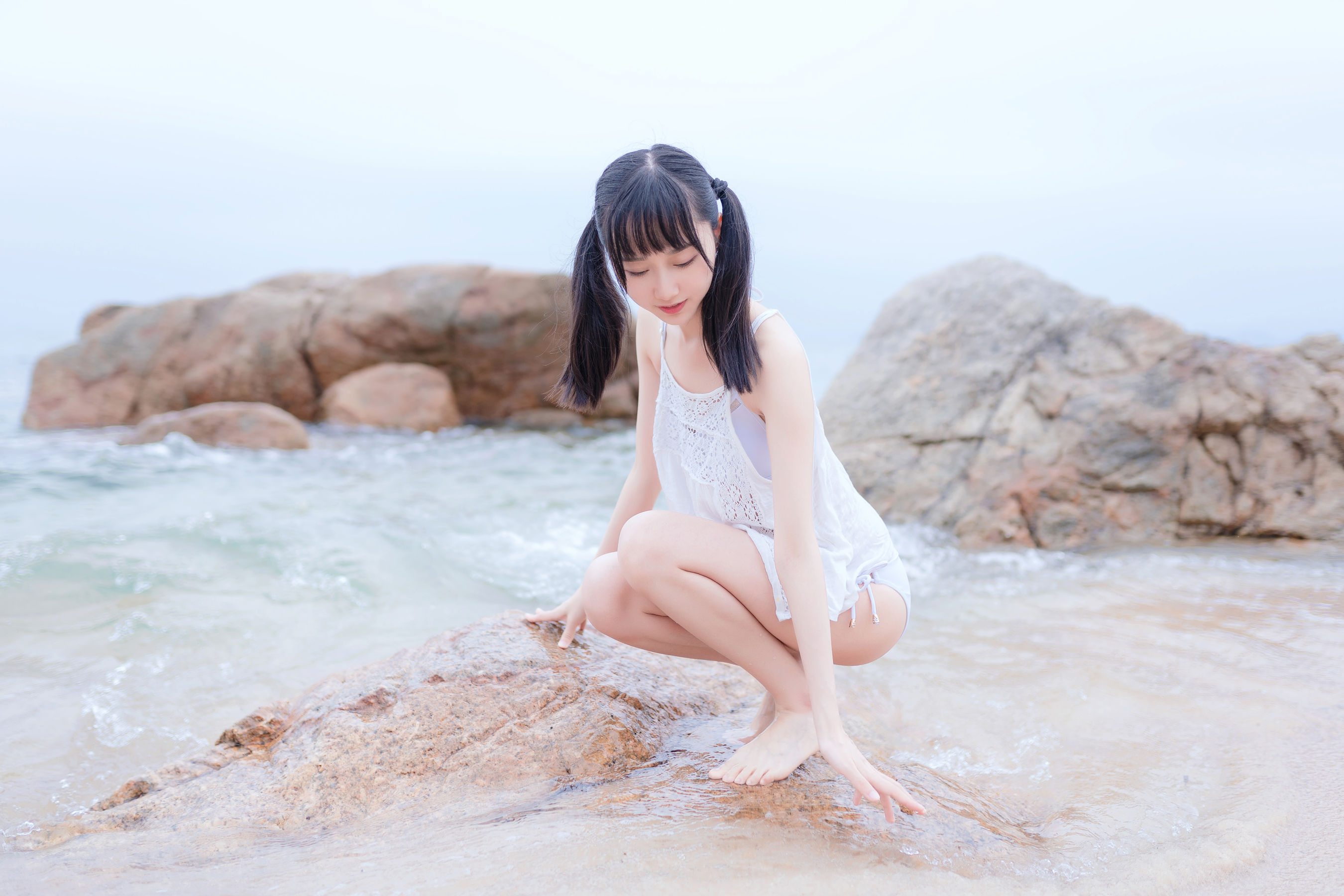 萌系小姐姐木绵绵OwO 海边白色比基尼-图13