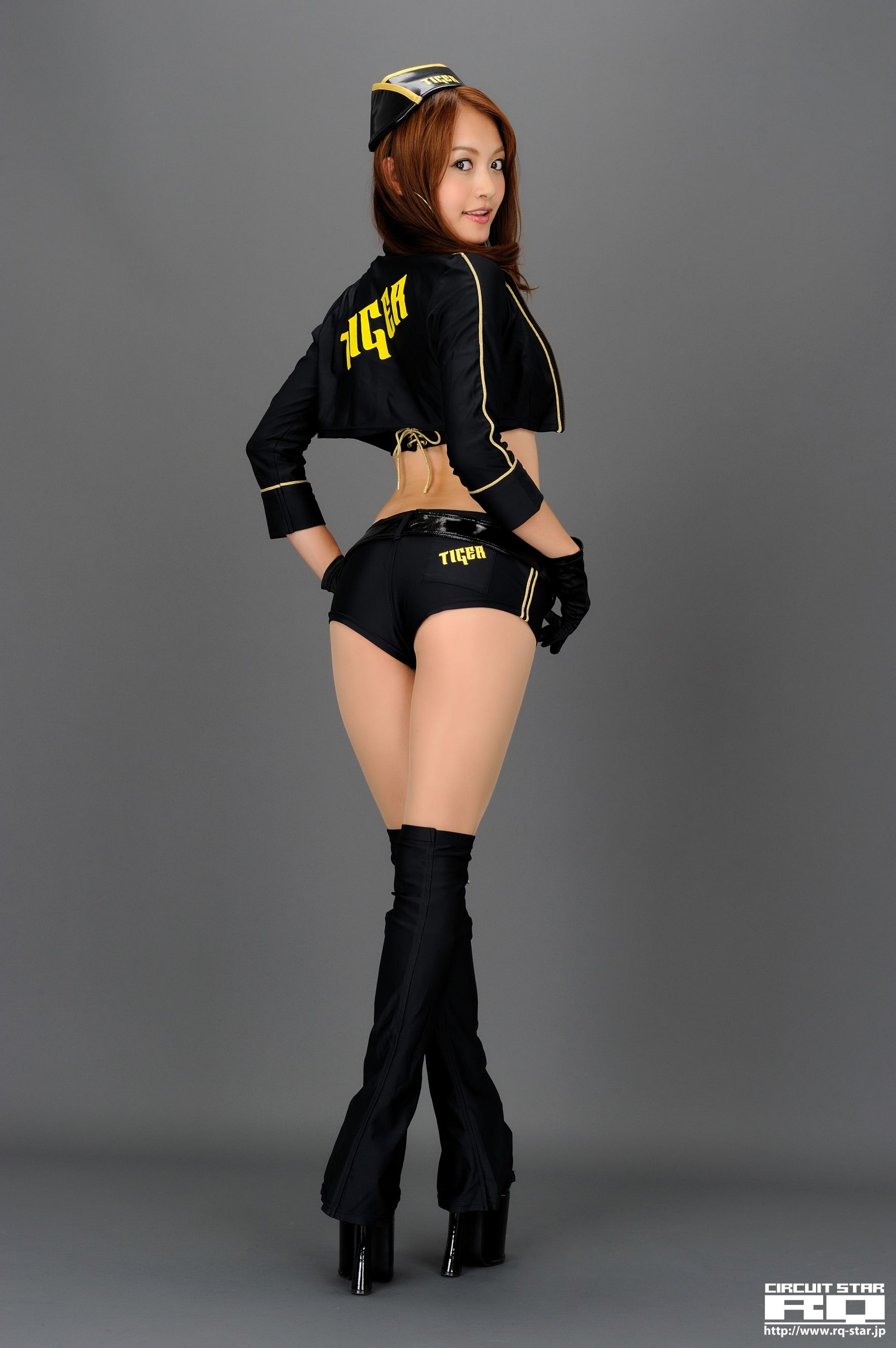 NO.00374 伊东莉娜 Race Queen赛车女郎 写真集-图18