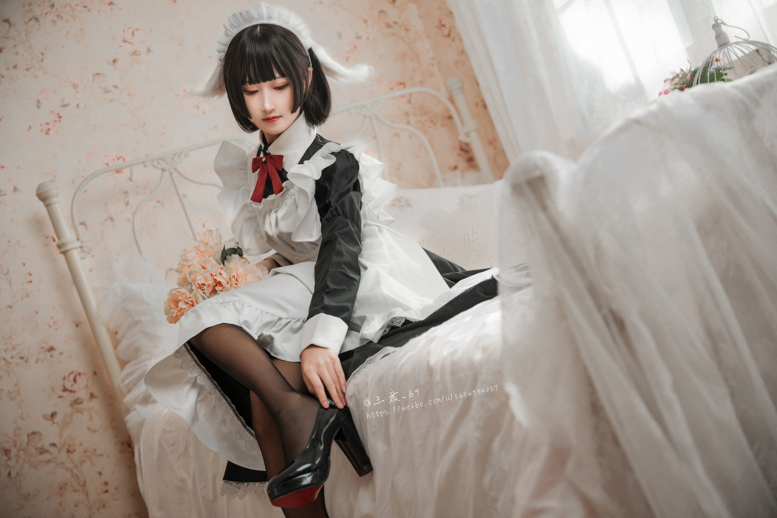 微博妹子三度_69 兔耳女仆-图0