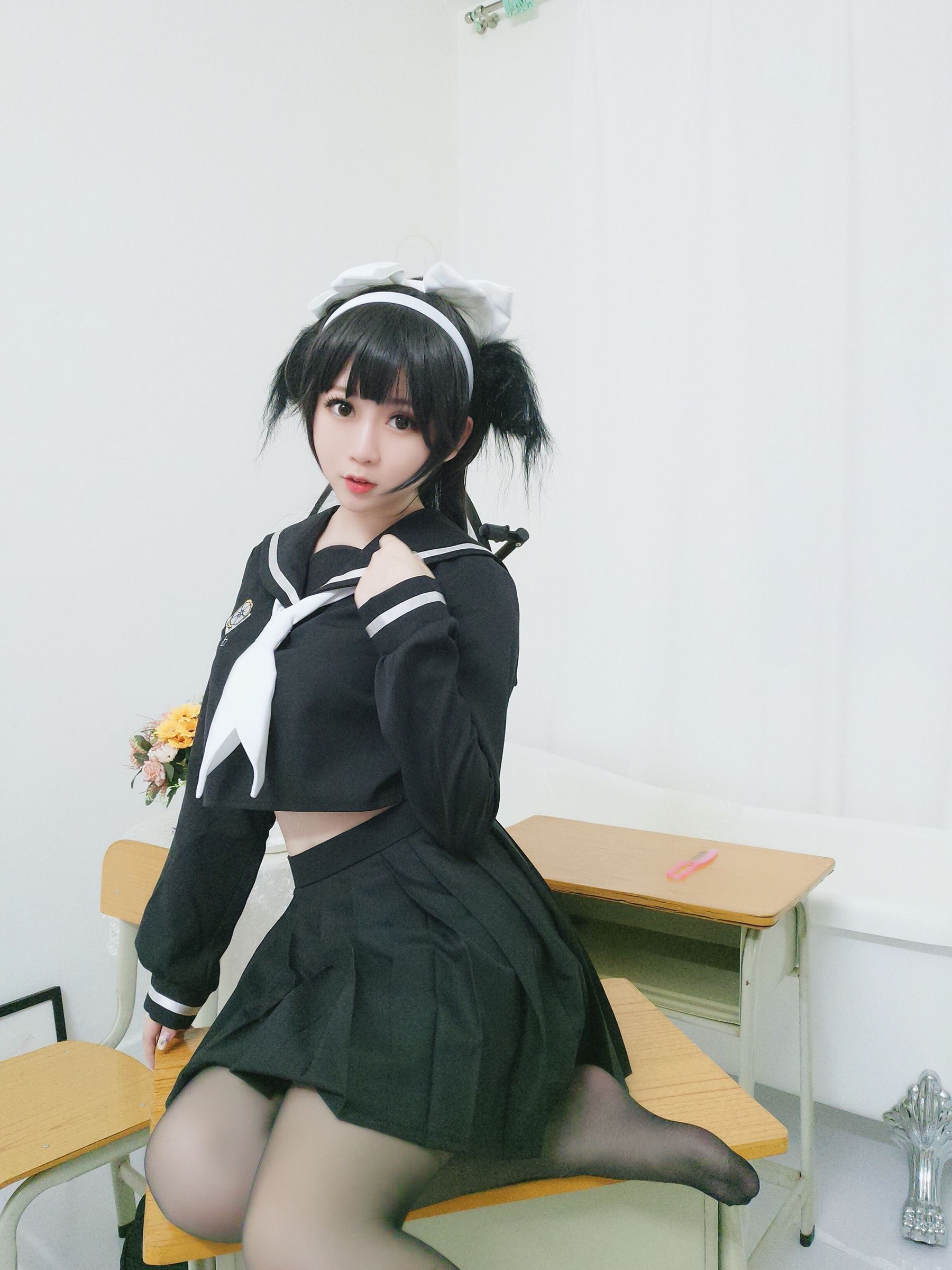 蜜桃少女是依酱呀 爱岩-图4