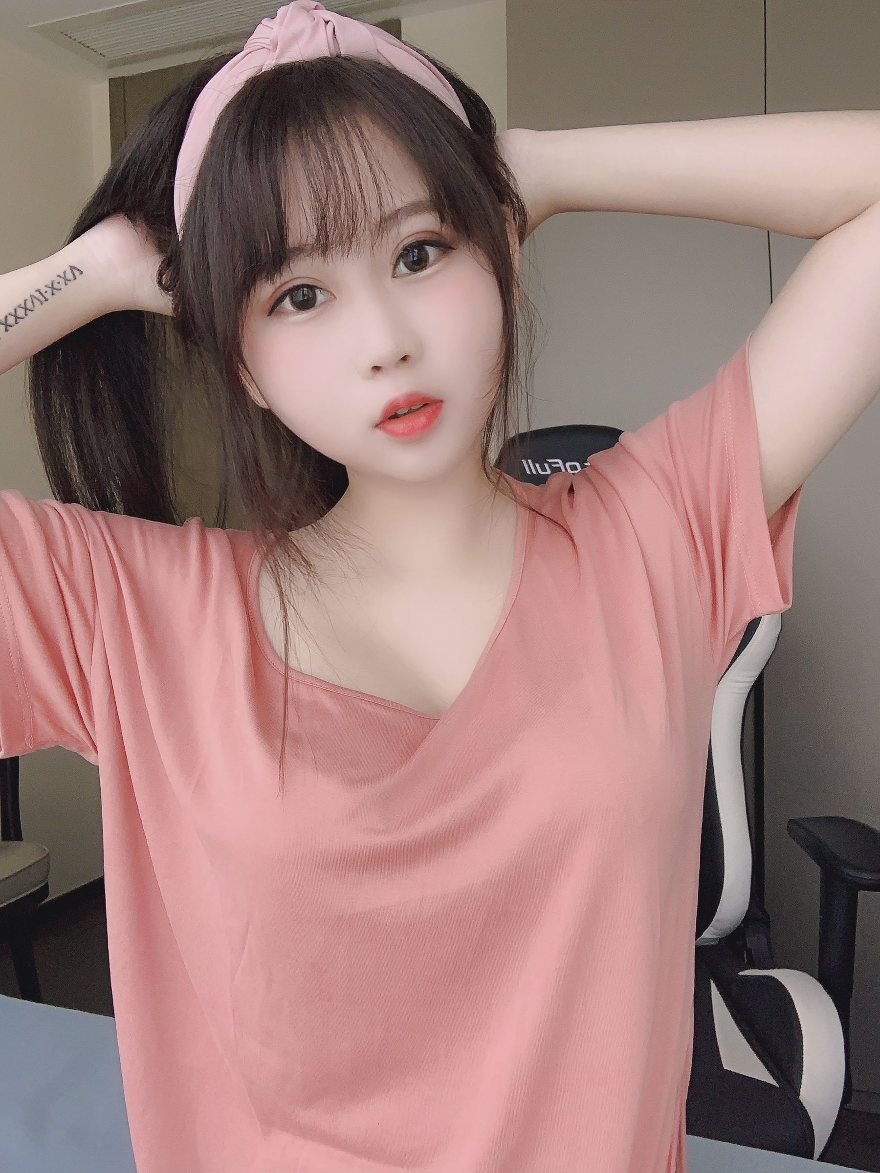 蜜桃少女是依酱呀 宅女日常-图17