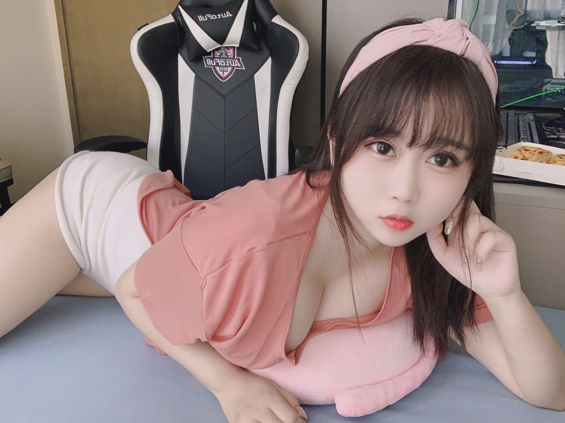 蜜桃少女是依酱呀 宅女日常-图19