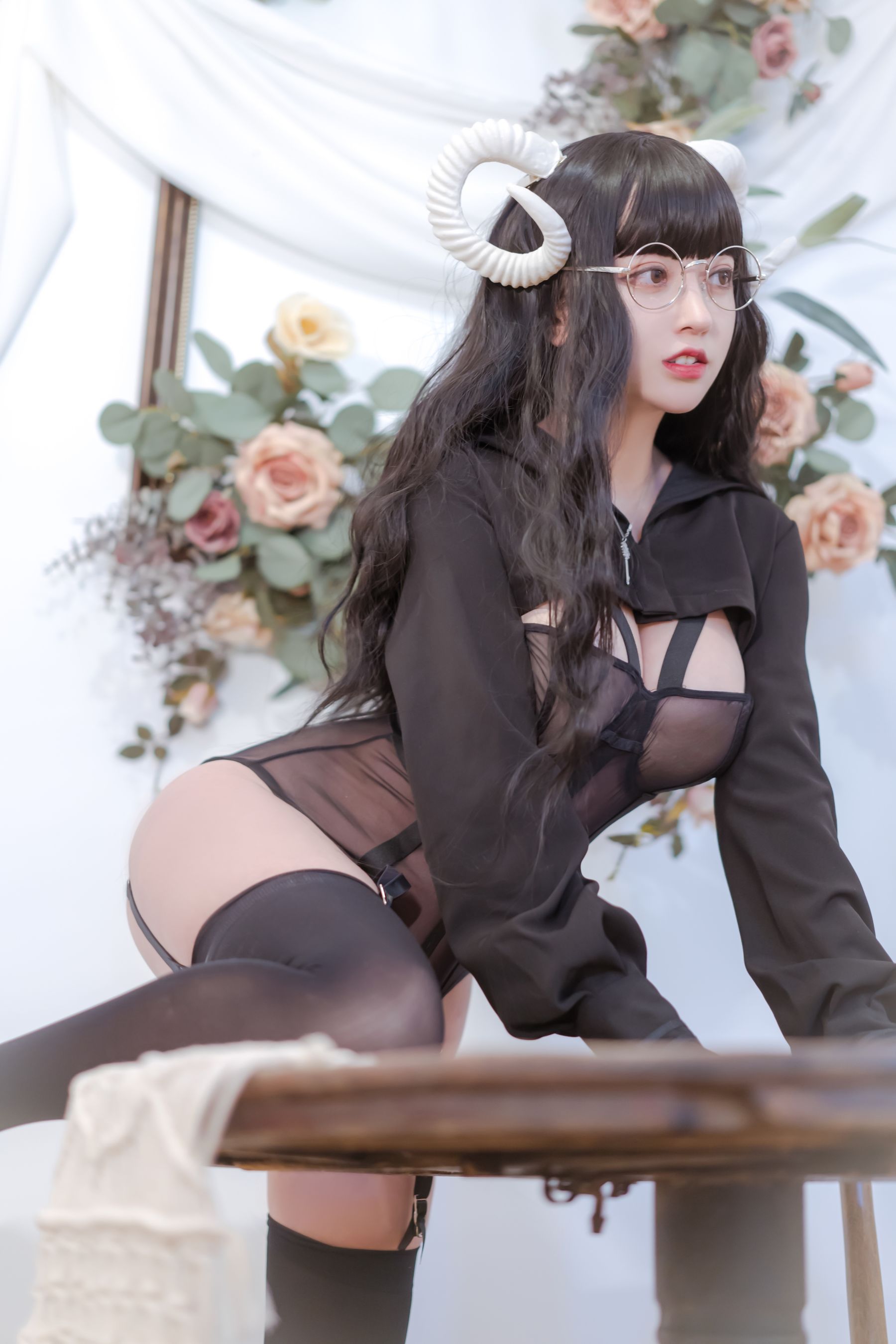 斗鱼米线线sama写真 魔鬼-图9