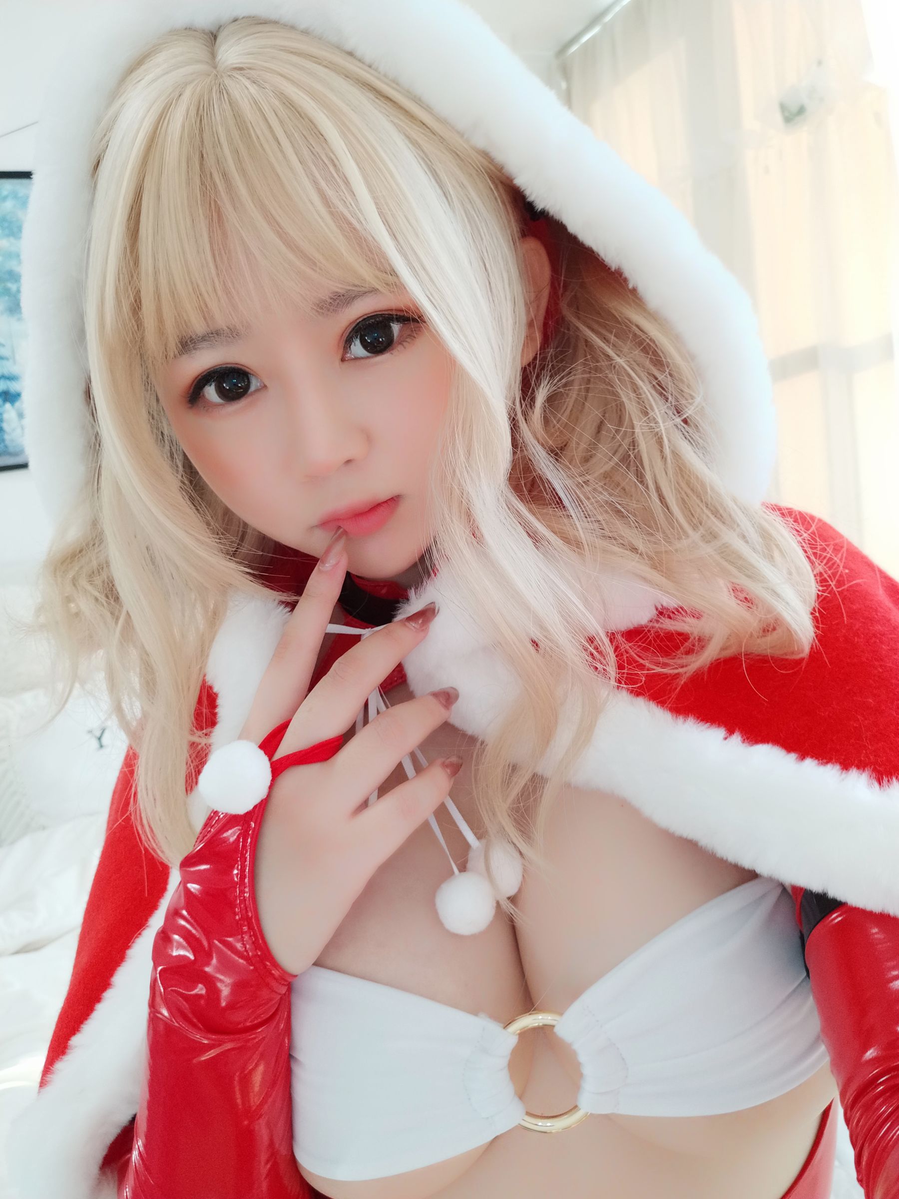 蜜桃少女是依酱呀 雪夜锦礼-图9