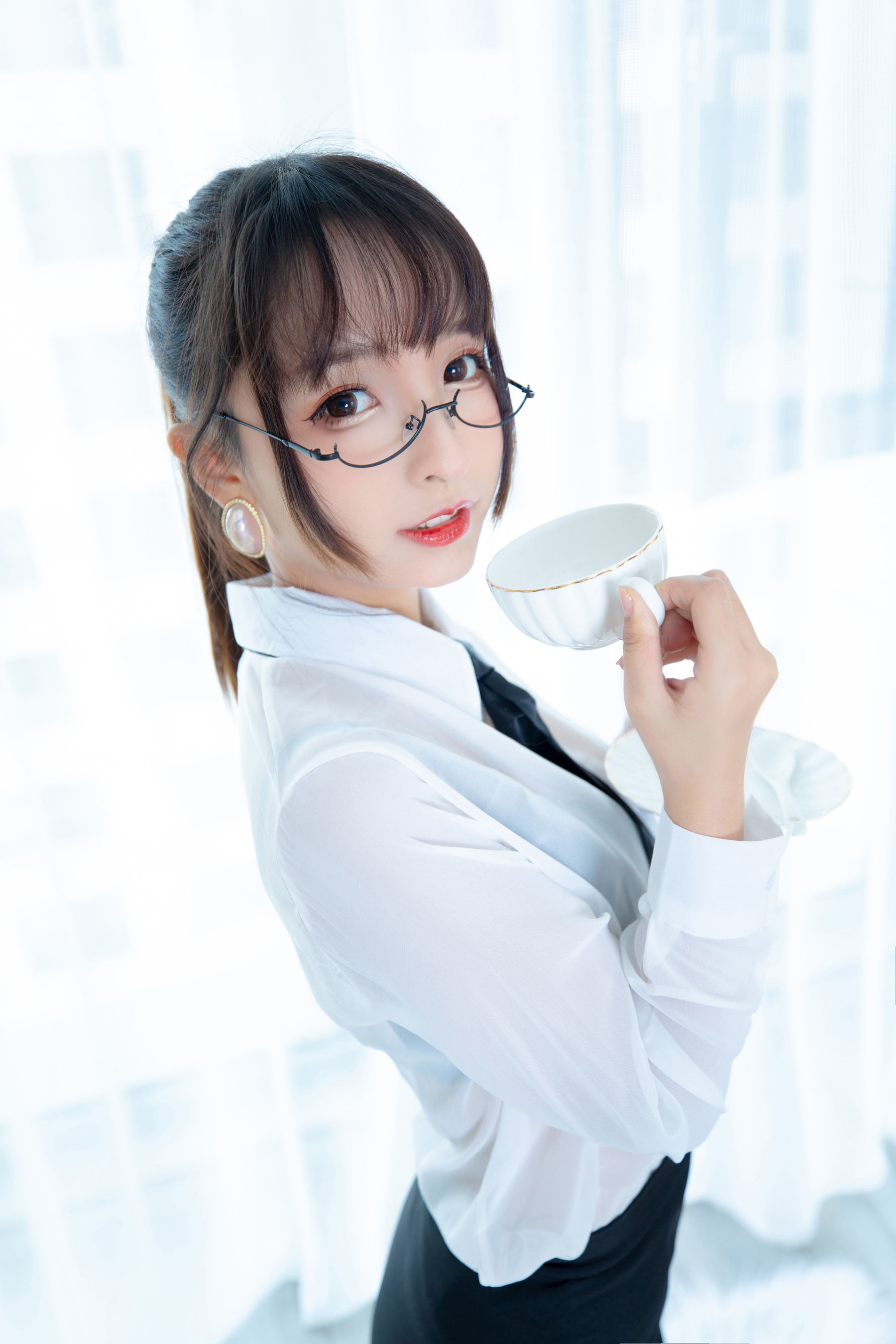萝莉神楽板真冬 ホワイトオフィス-图3