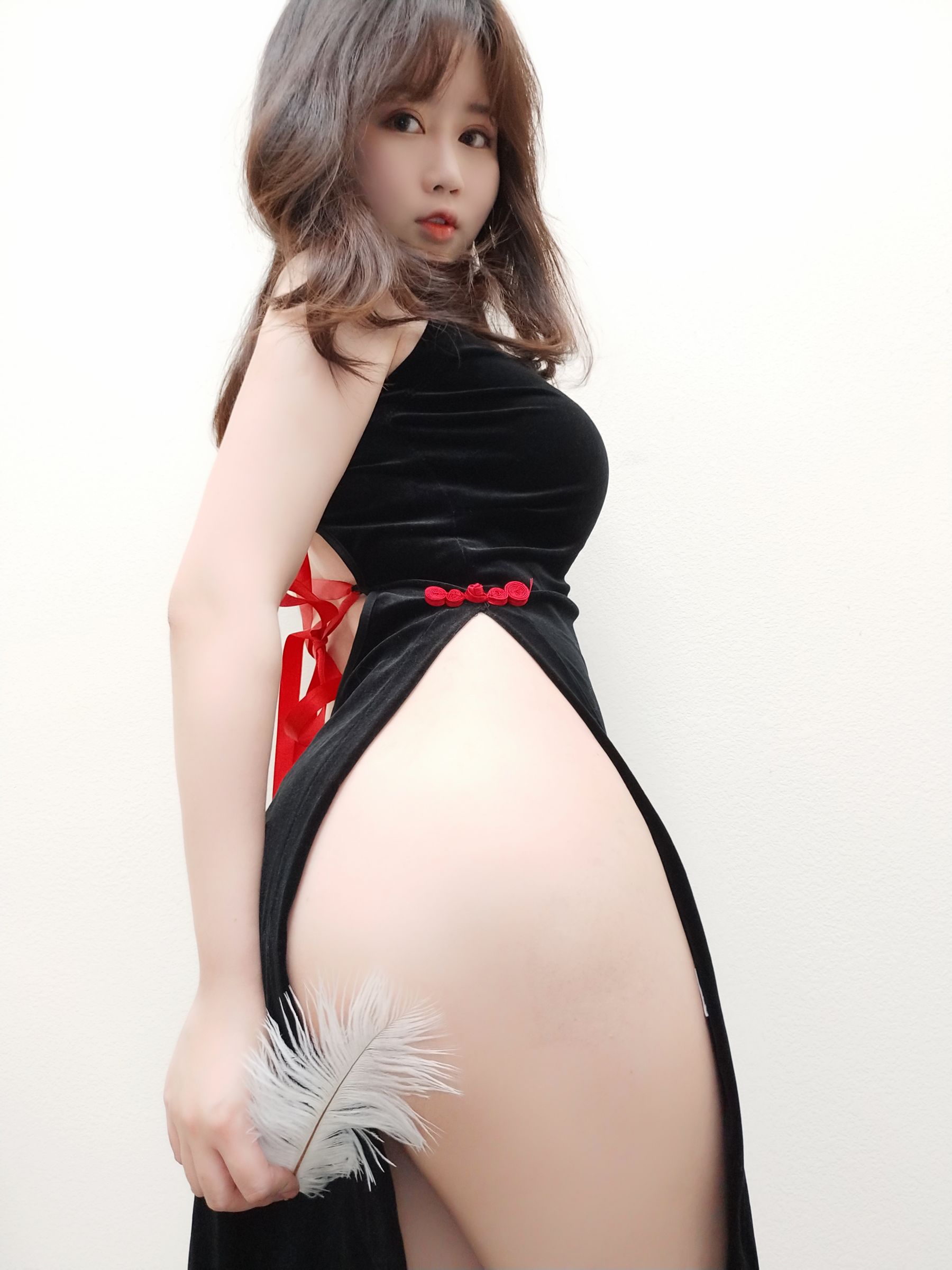 蜜桃少女是依酱呀 旗袍-图0