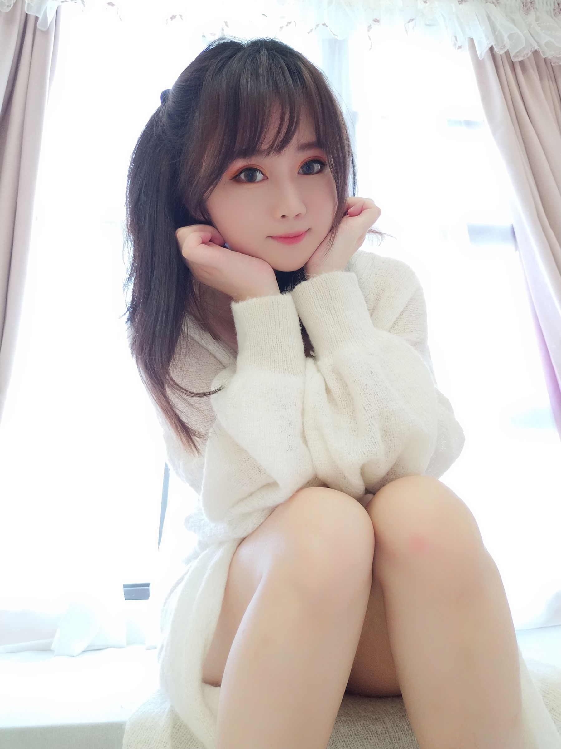 蜜桃少女是依酱呀 黑色情趣内衣-图13