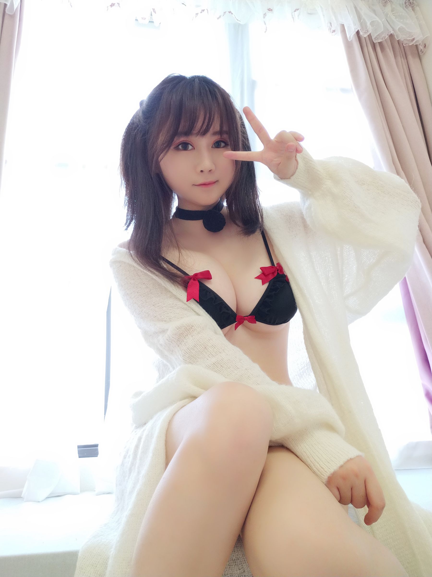 蜜桃少女是依酱呀 黑色情趣内衣-图14