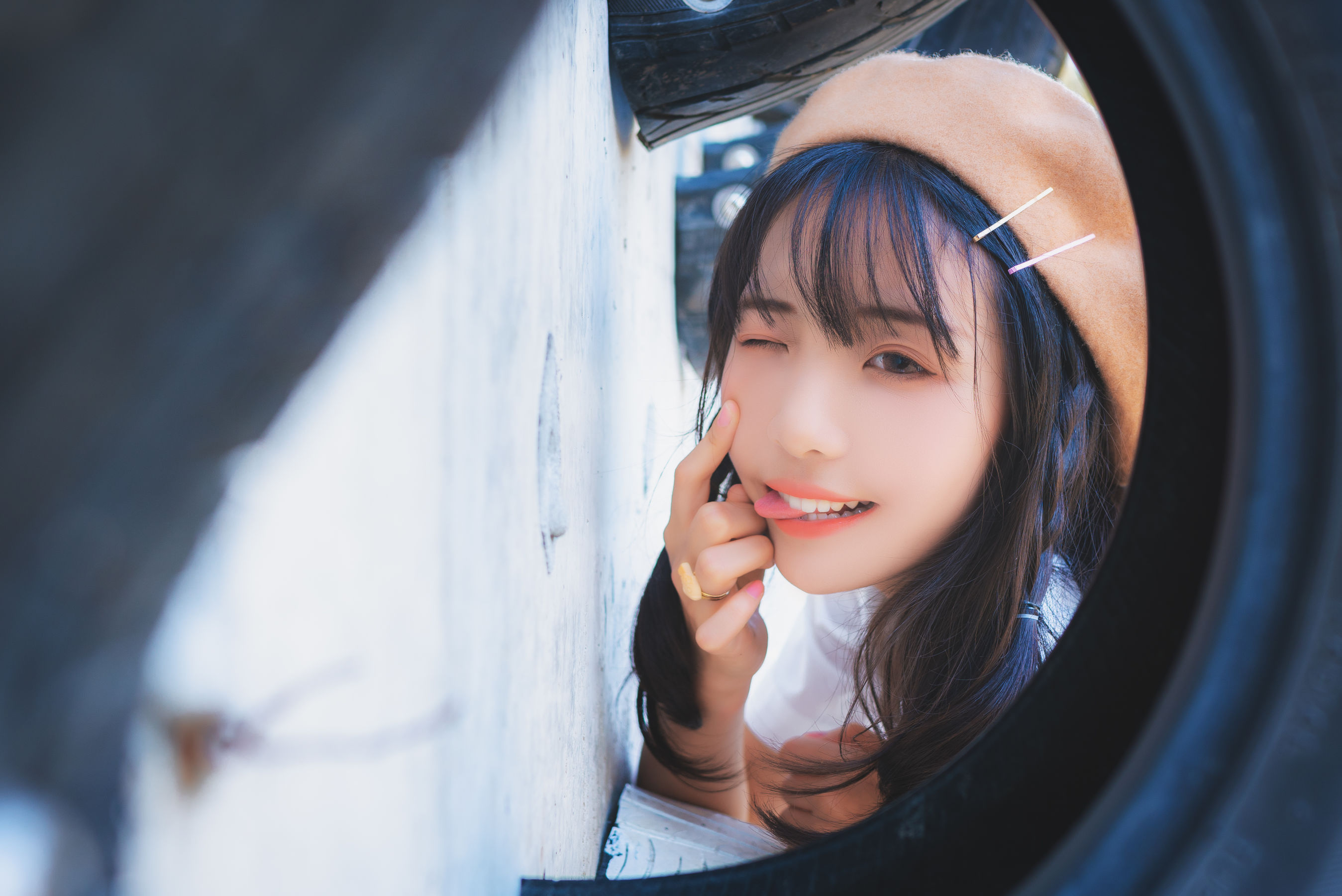 清纯妹子西瓜 白云森林-图17