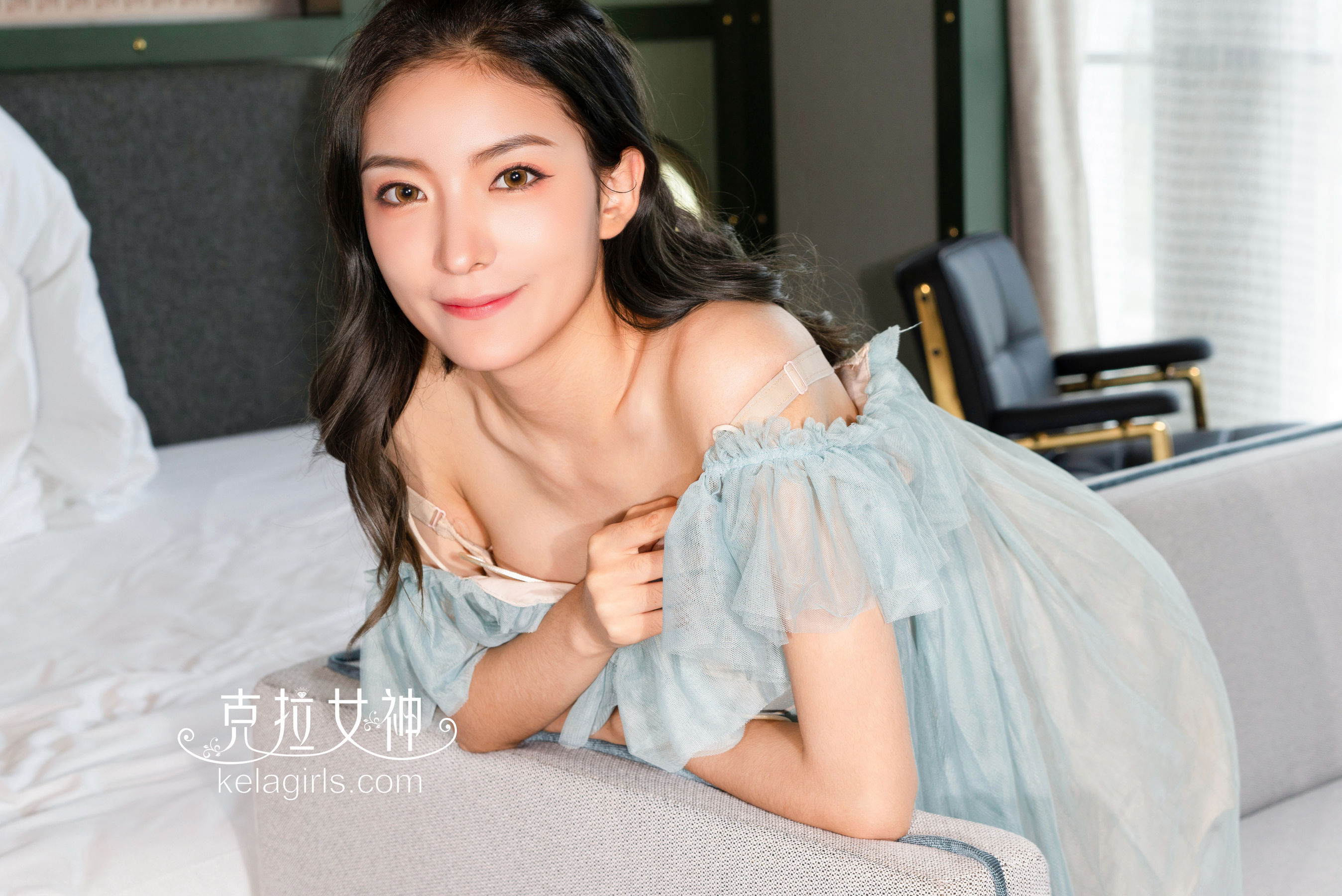 苏展 巧笑倩兮-图2