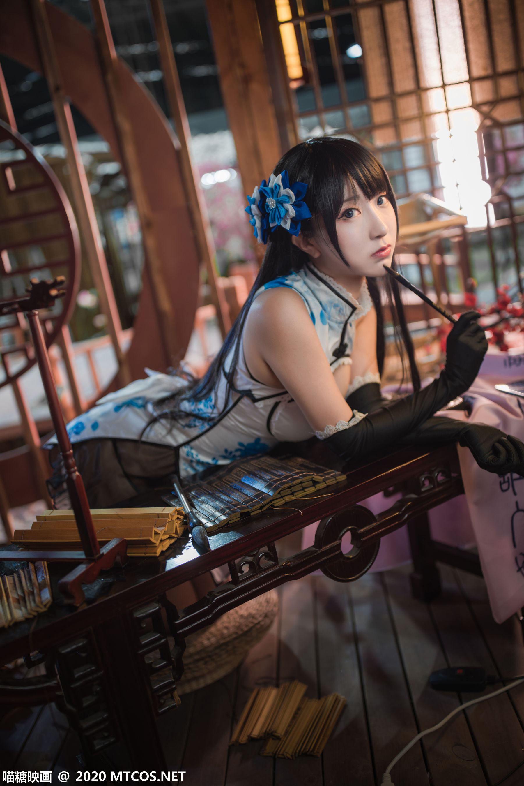 HML.014 瓶儿旗袍-图1