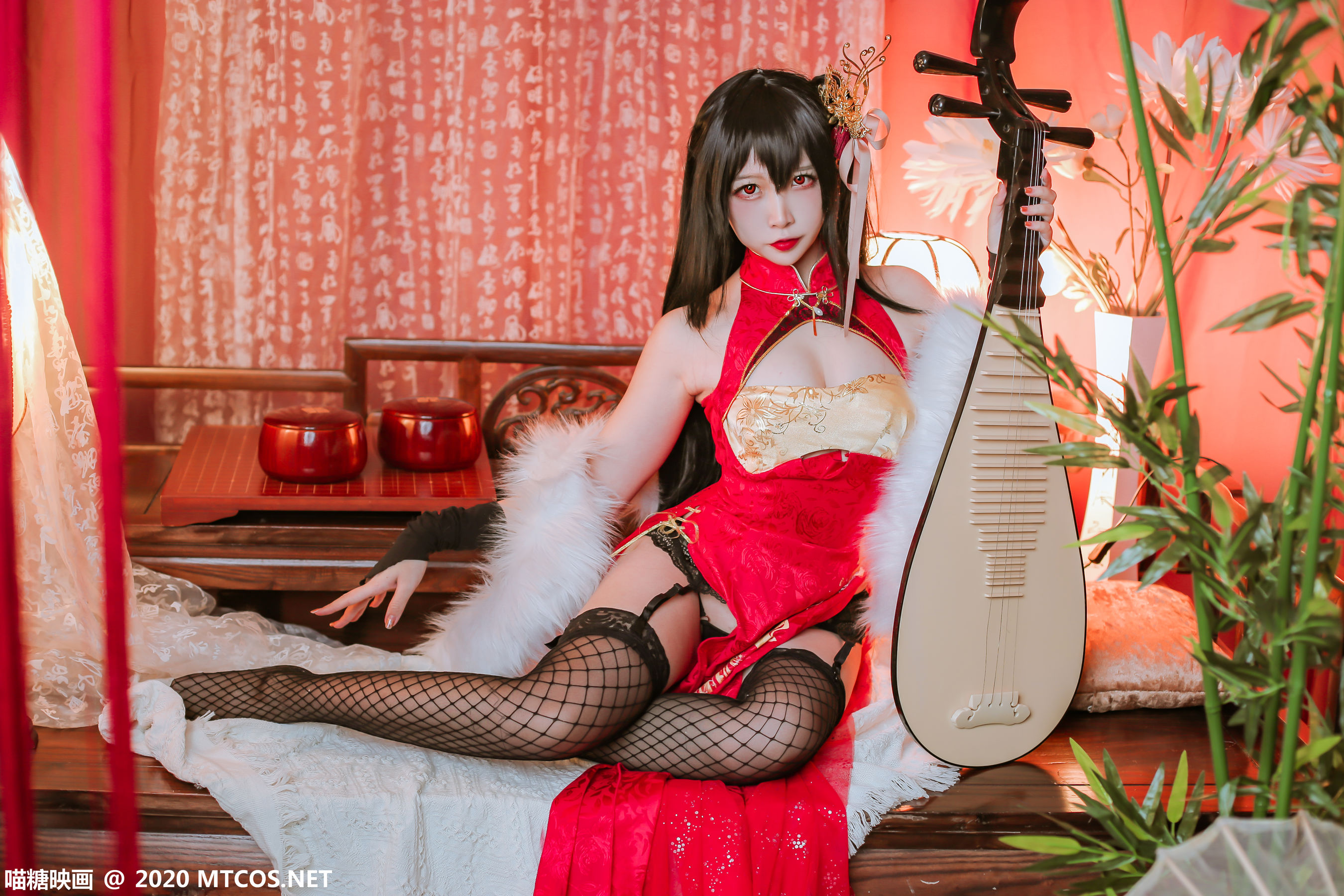 HML.018 碧蓝大凤旗袍-图3