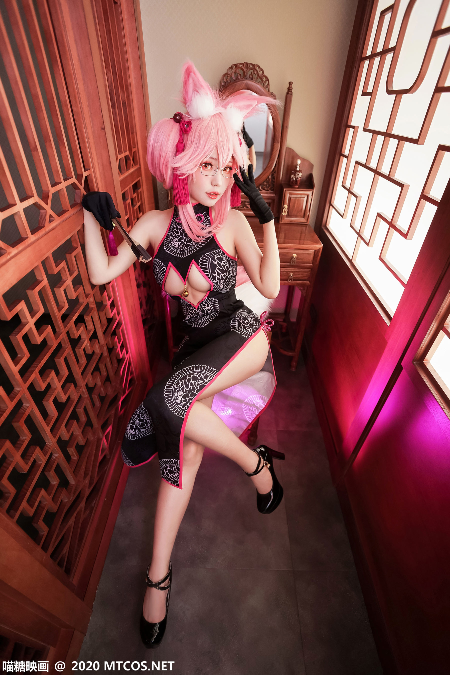 HML.024 玉藻狐旗袍-图1
