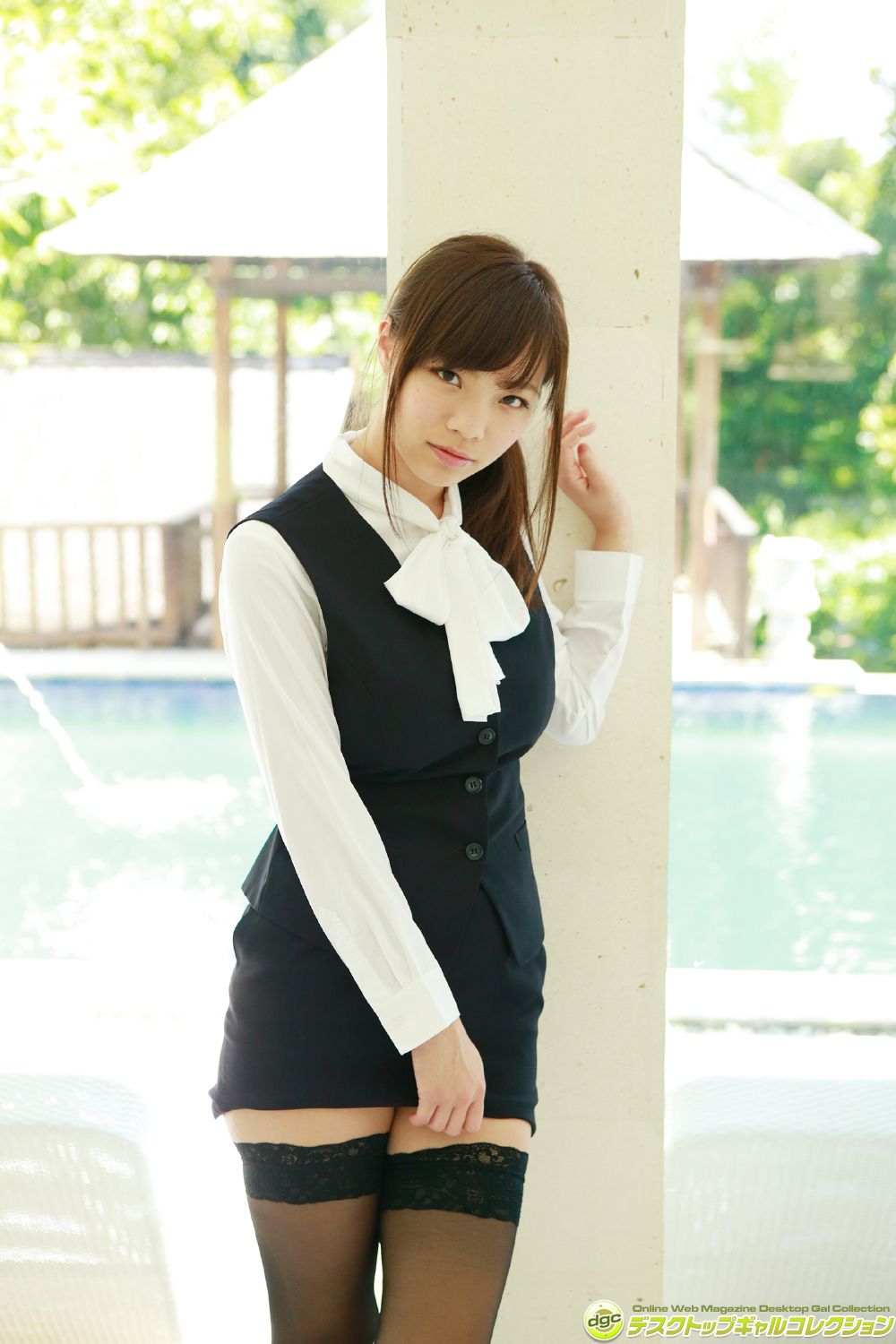 鷹羽澪 『バスト９９cm迫力満点のＩカップグラドル！』-图64