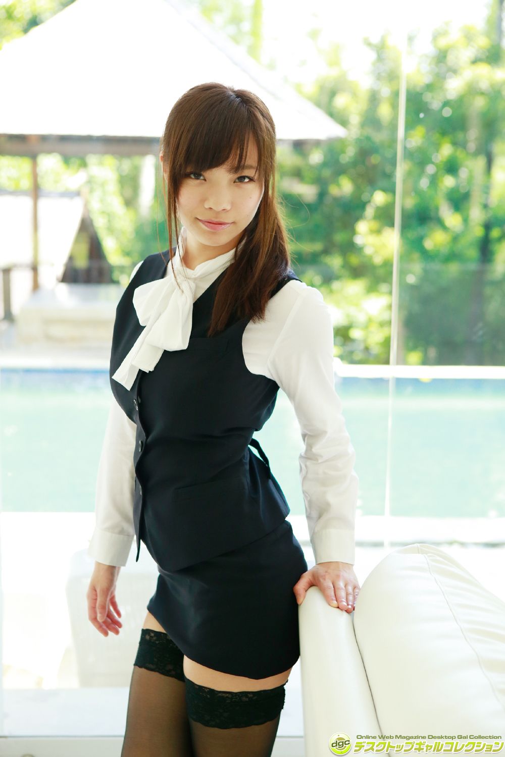 鷹羽澪 『バスト９９cm迫力満点のＩカップグラドル！』-图67