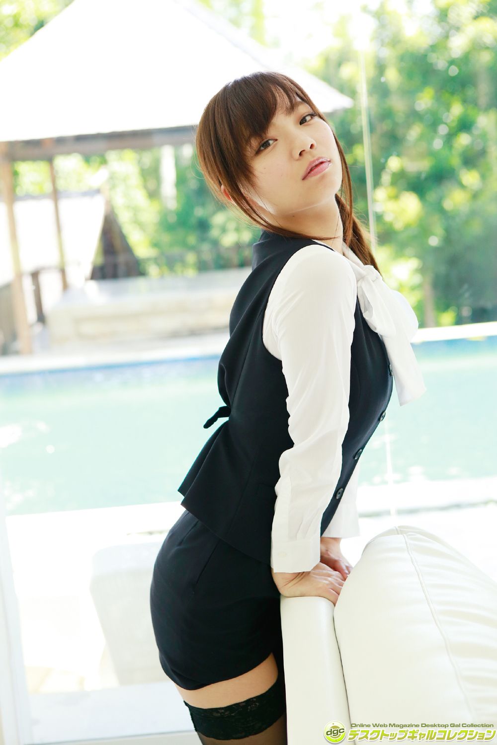 鷹羽澪 『バスト９９cm迫力満点のＩカップグラドル！』-图68