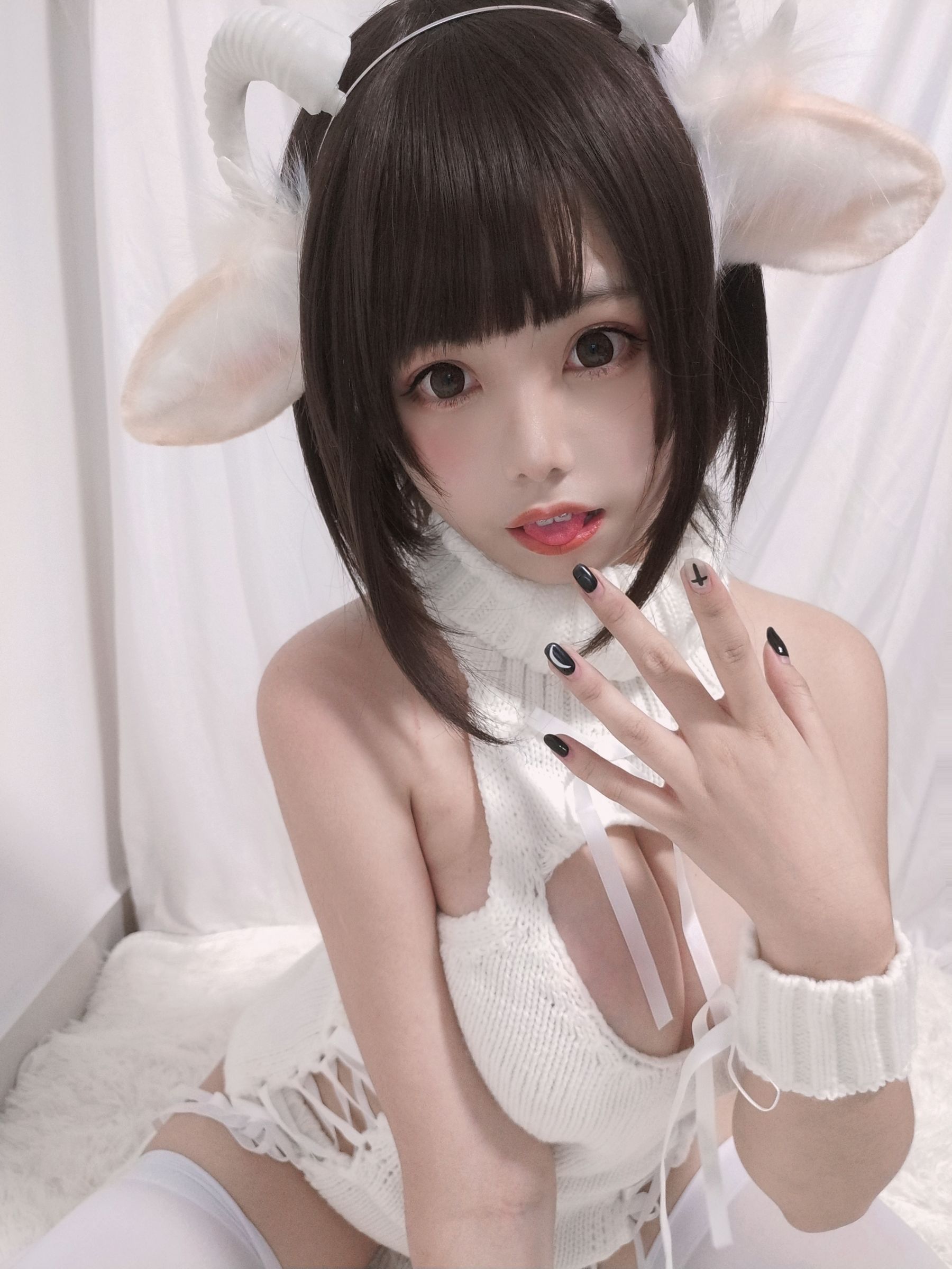 萌系小姐姐蜜汁猫裘 - 白丝毛衣-图31
