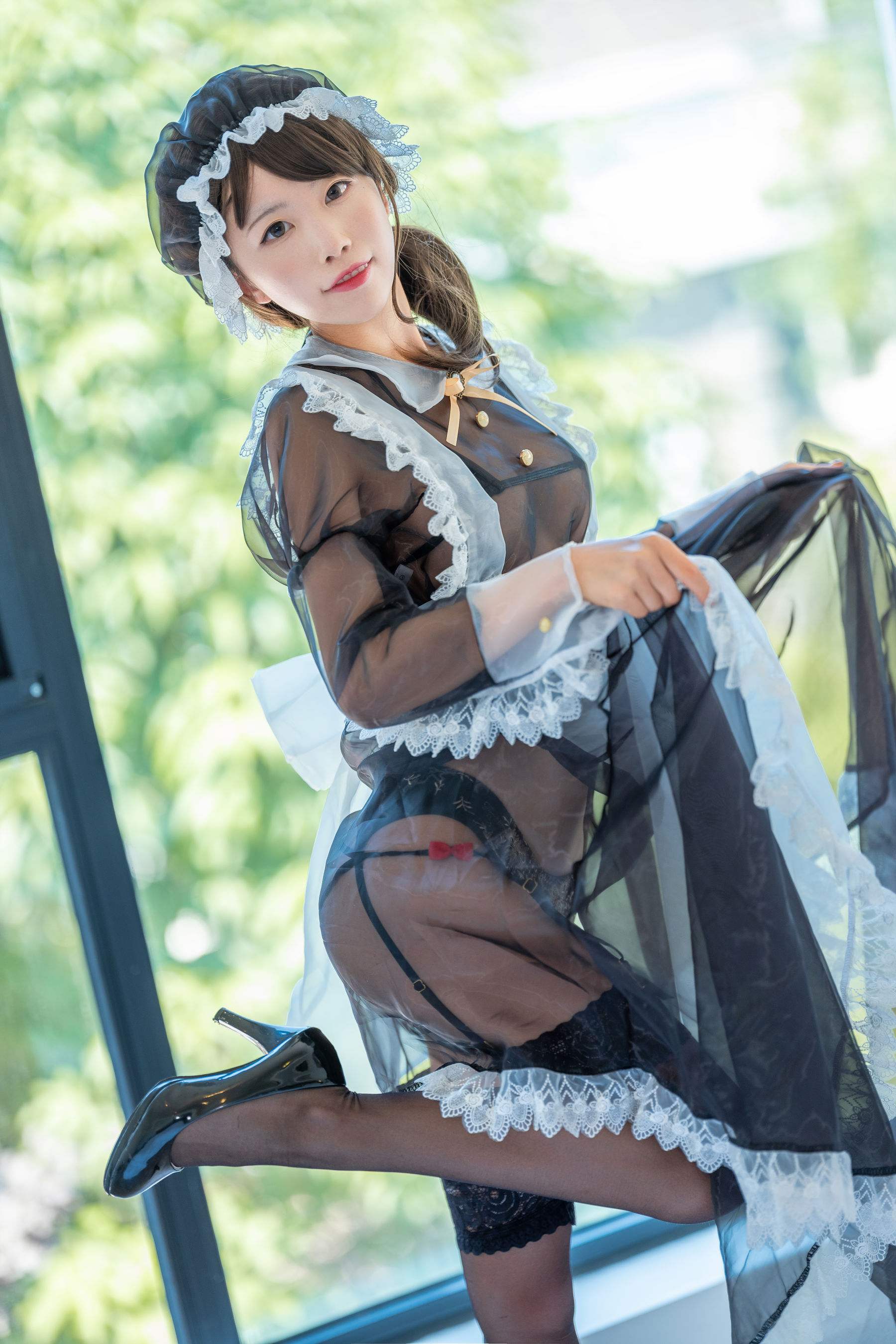 动漫博主水淼aqua - 透明女仆-图1