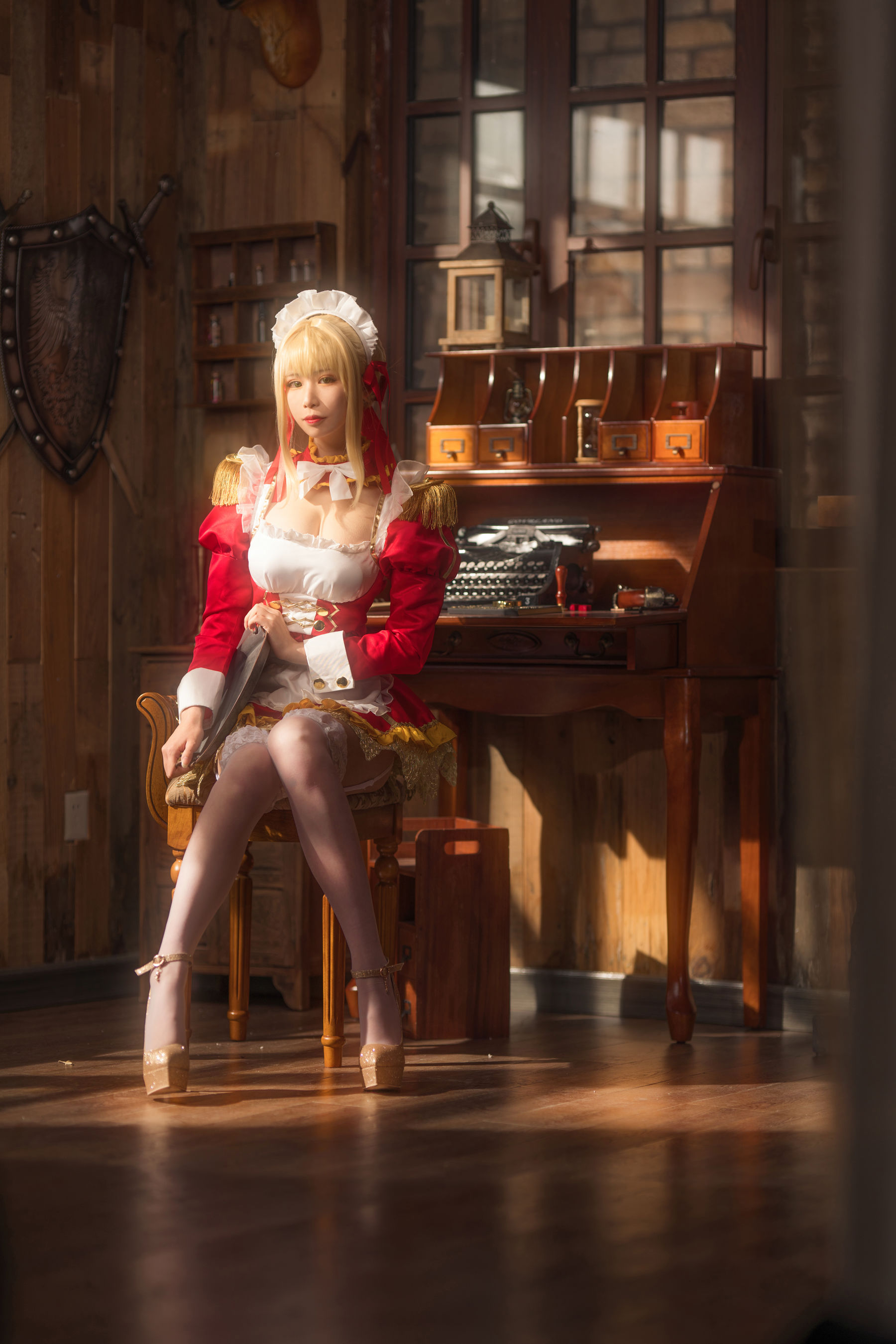 动漫博主爱老师_PhD - 尼禄YD女仆-图3