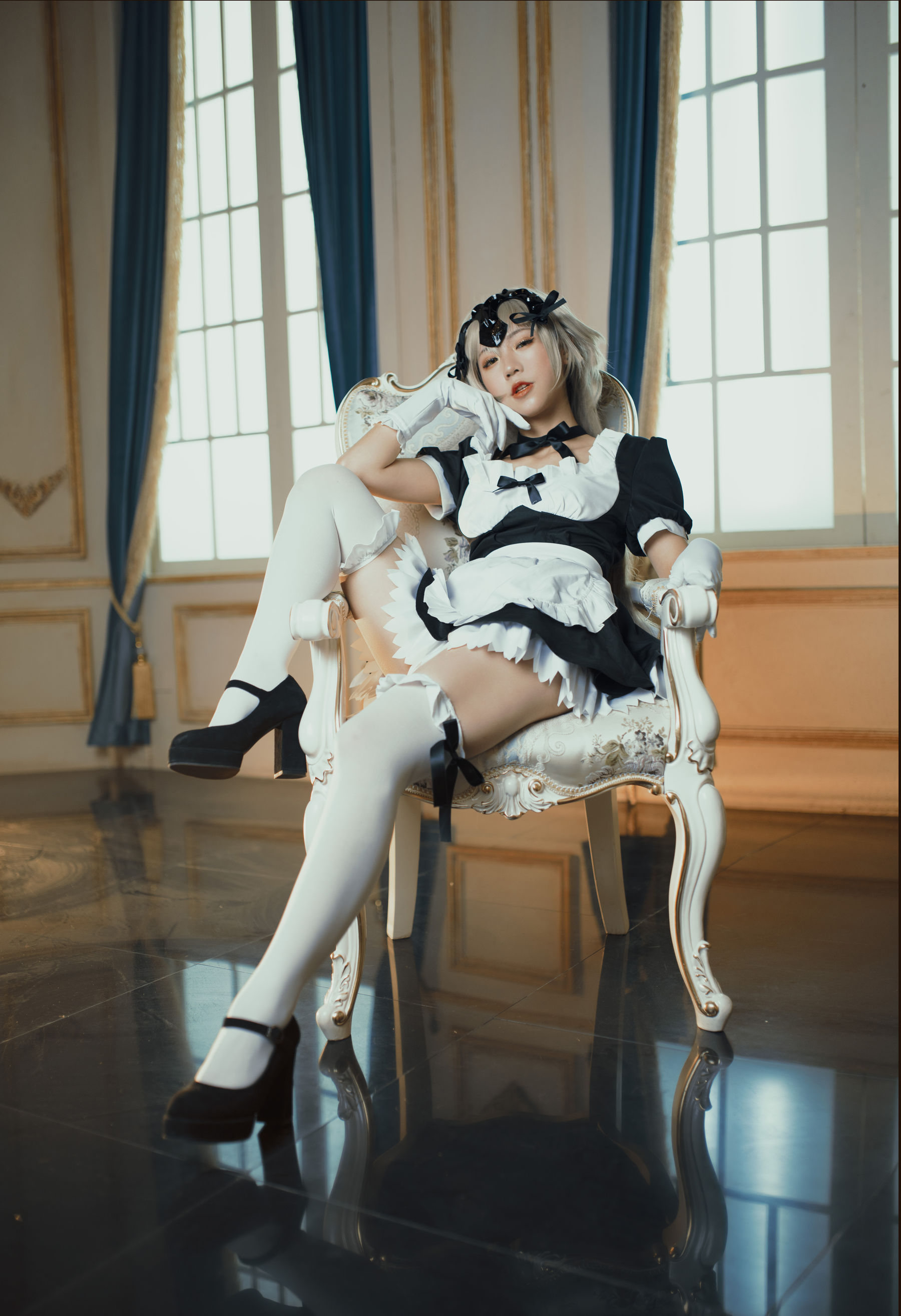 微博萌妹蓝小沂KiKi - 黑贞德女仆-图3