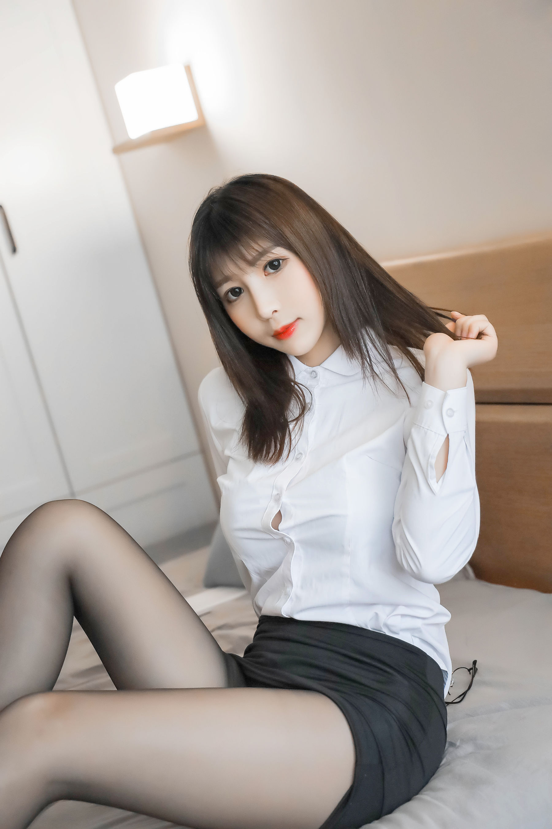 斗鱼主播w黑米粥w - 制服OL-图5