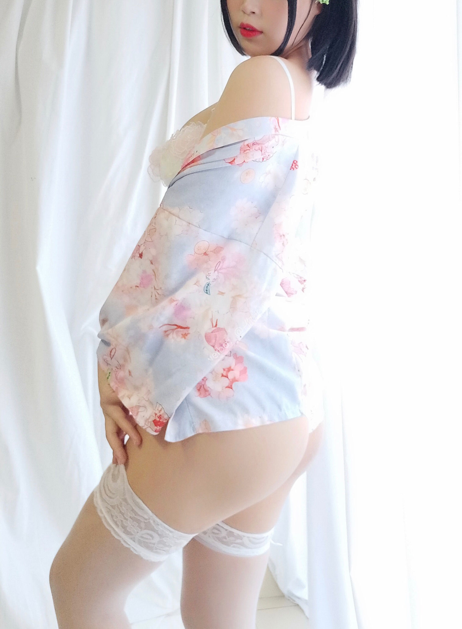 萌系小姐姐-白烨- - 花与酒与少女-图18