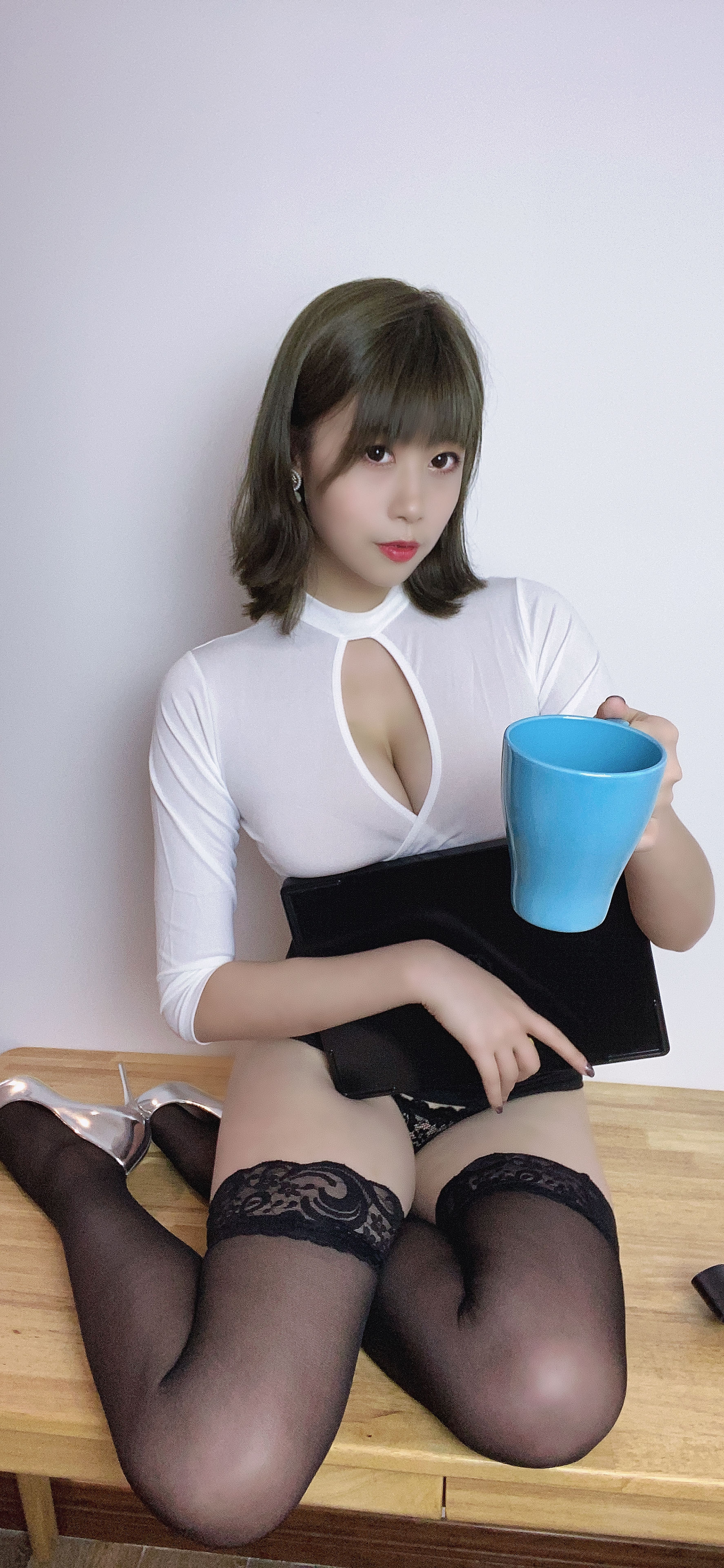 萌妹奈汐酱nice - 不务正业小秘书-图7