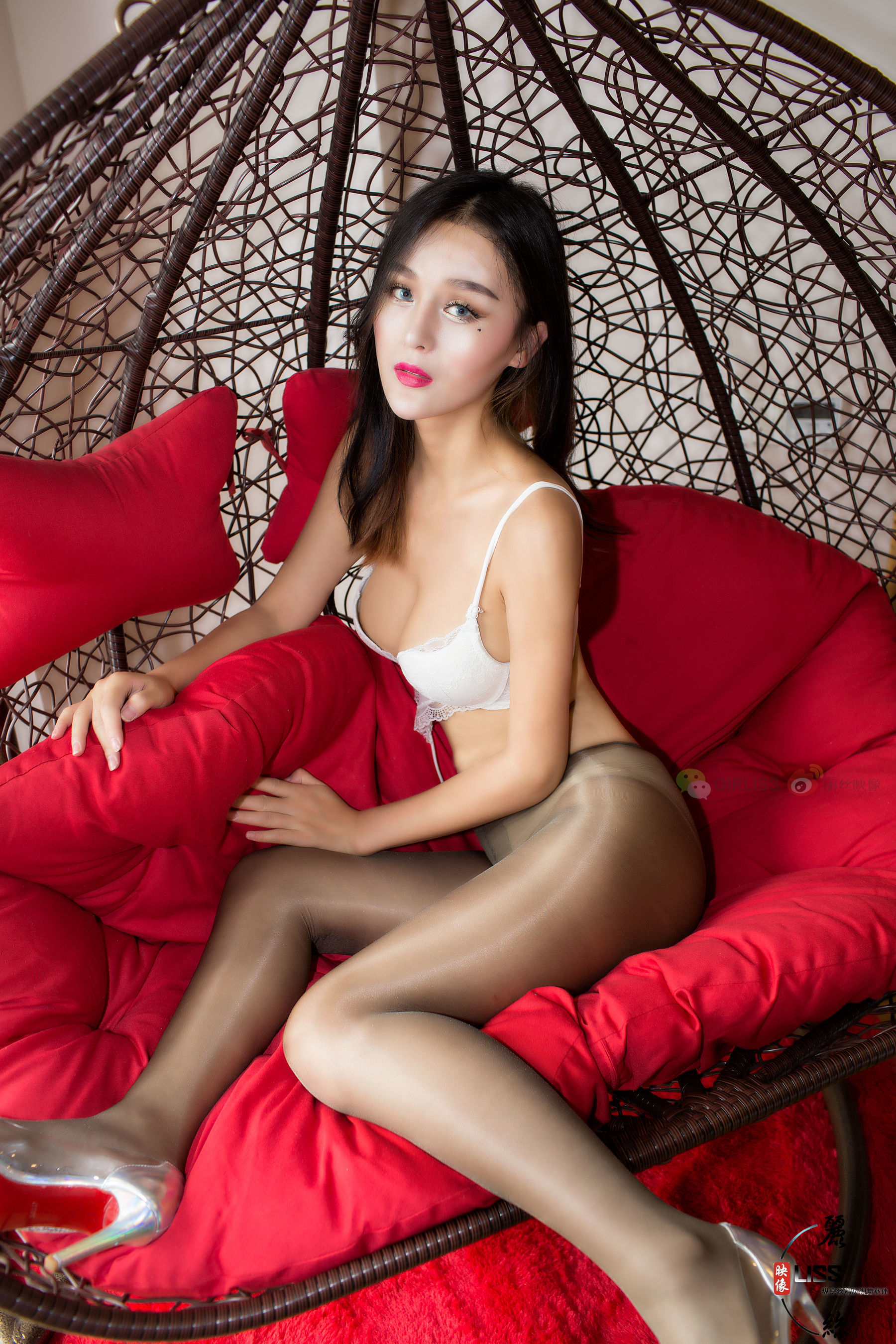 长发妹妹的性感-图6