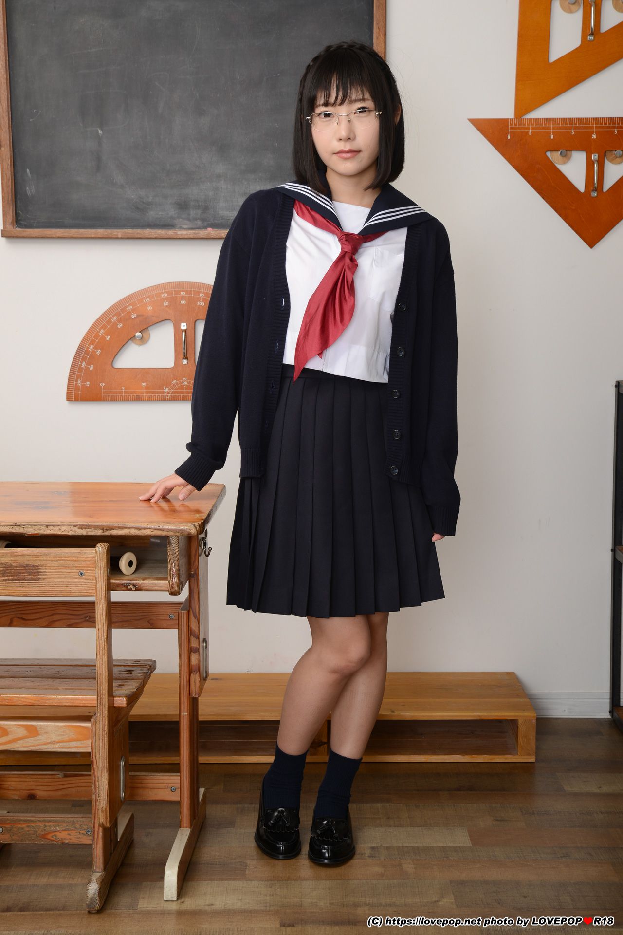 Yui Shirasaka 白坂有以 Photoset 01-图0