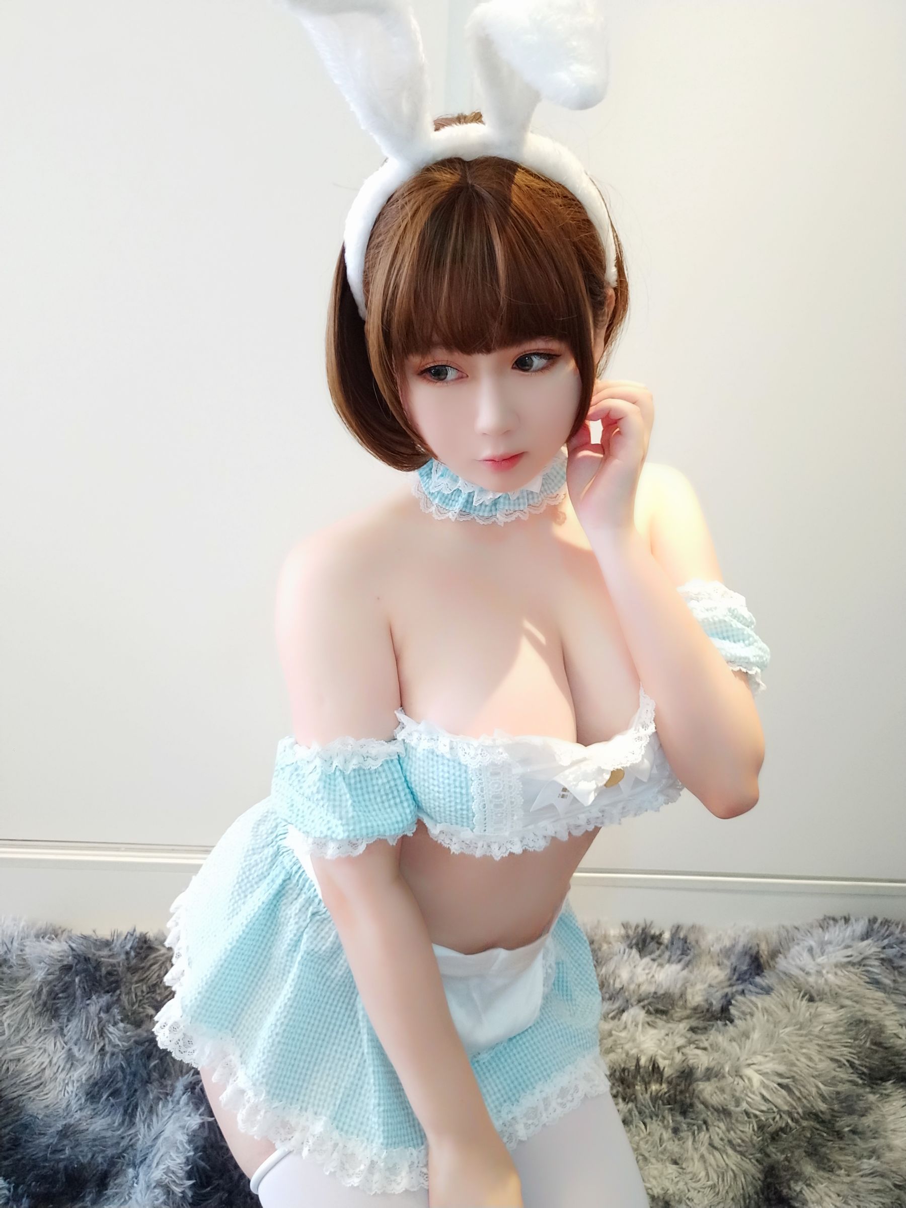 蜜桃少女是依酱呀 - 白兔软软-图15