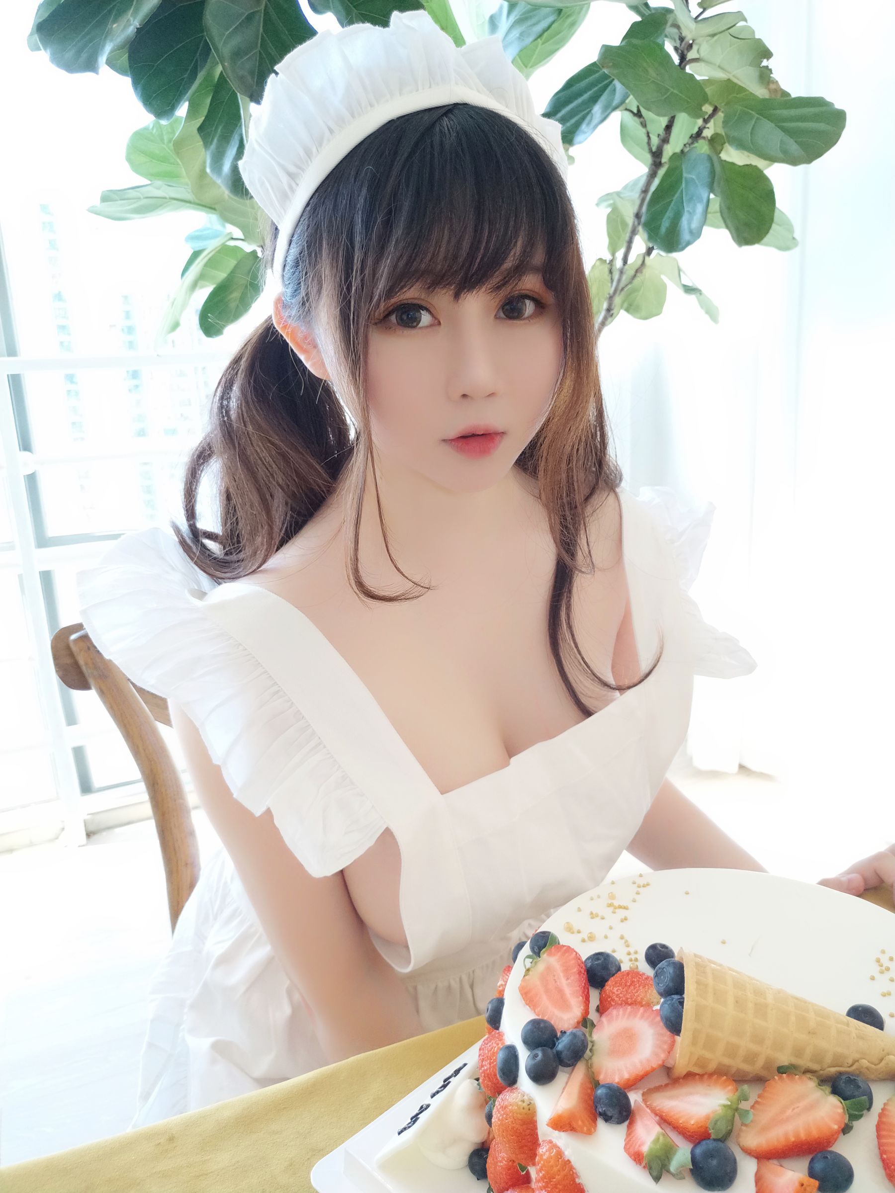 蜜桃少女是依酱呀 - 小厨娘-图1