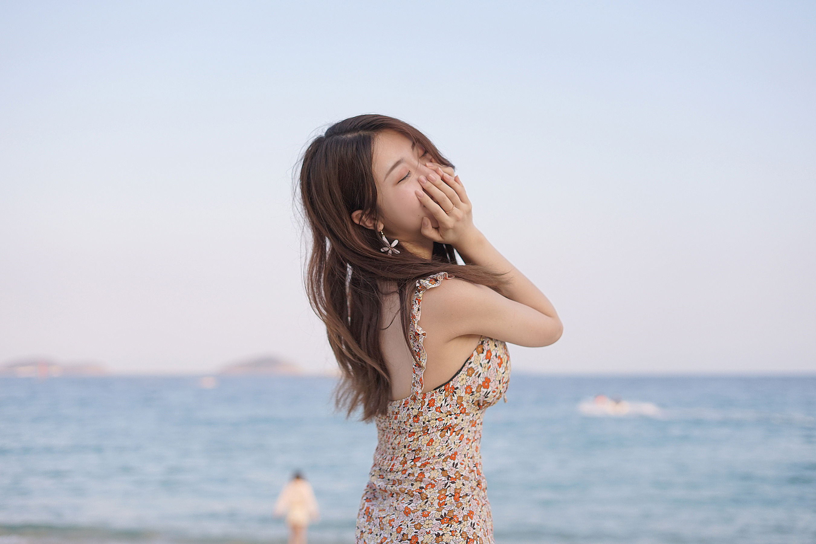 人气Coser黑川 - 海岛之旅 碎花连衣裙-图2