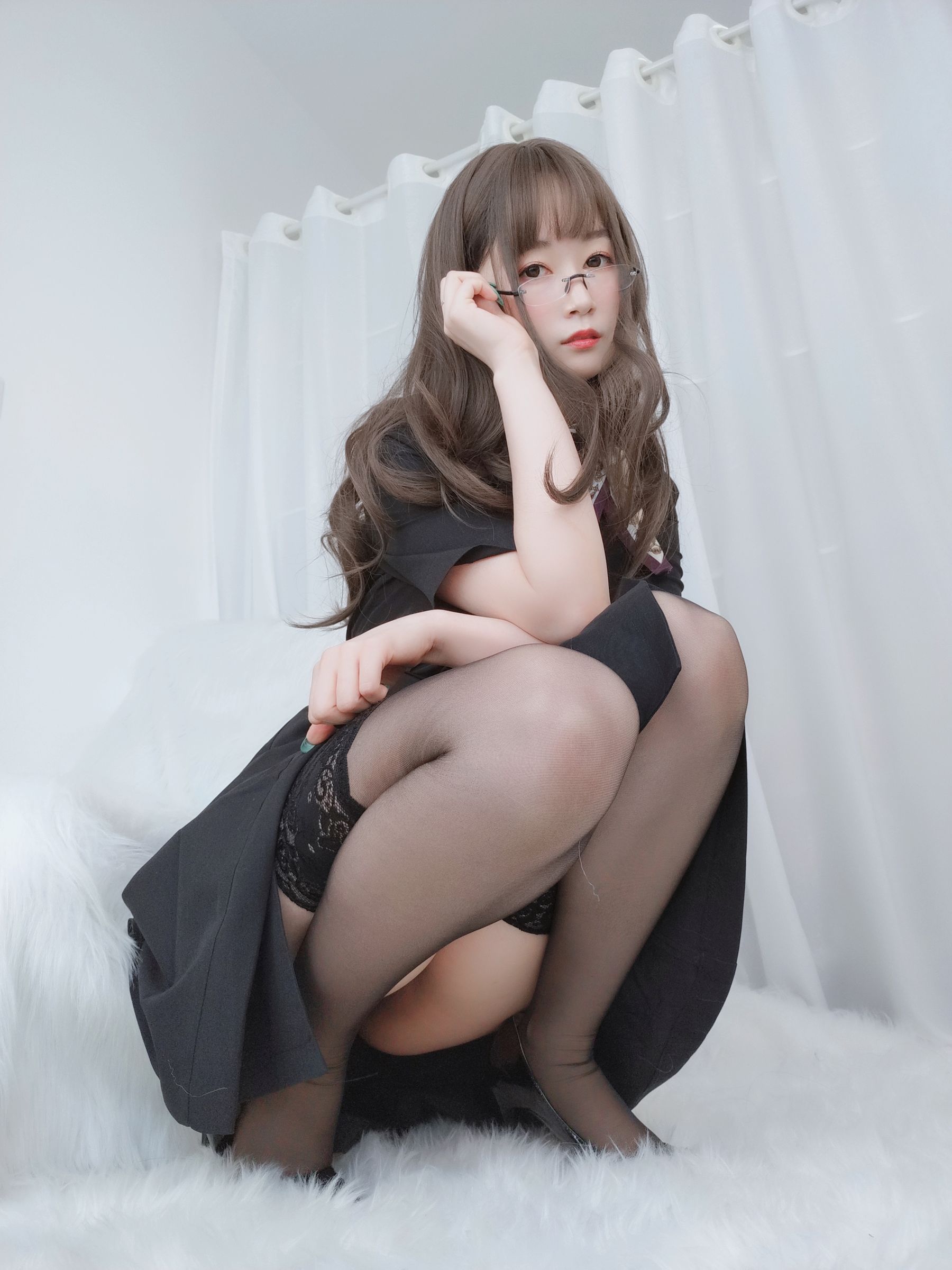 Coser小姐姐白银 - OL下的内衣-图30