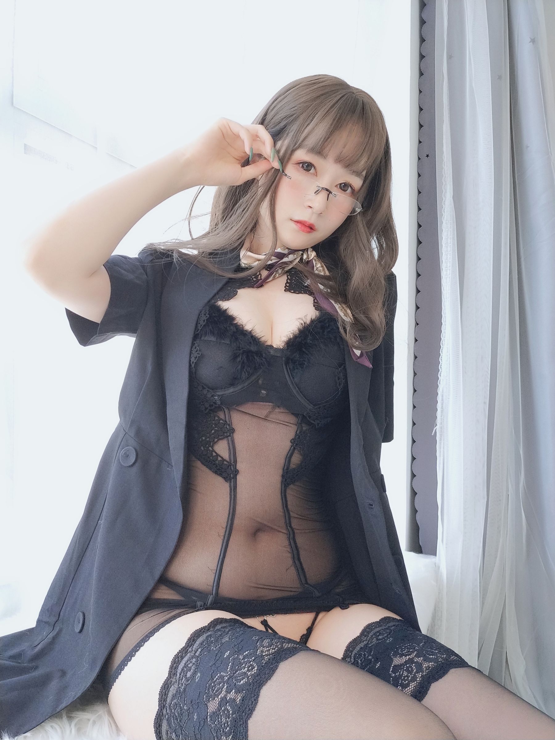 Coser小姐姐白银 - OL下的内衣-图62