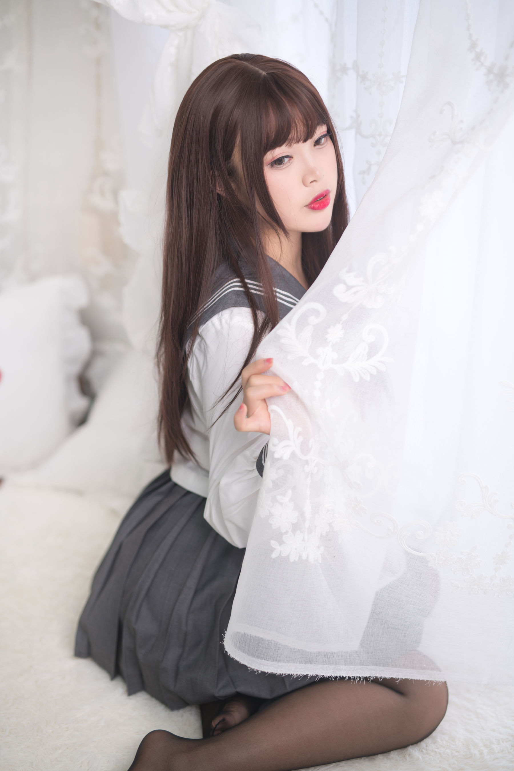 萌系小姐姐-白烨- - 黑丝制服少女-图2