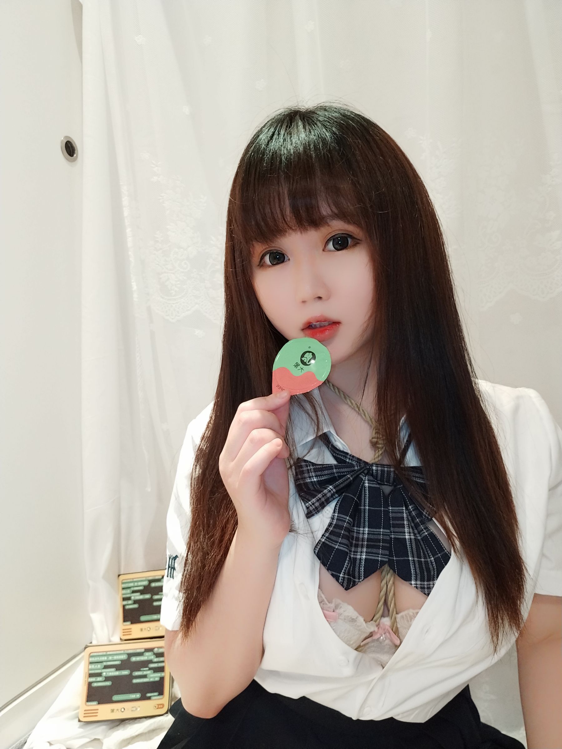 蜜桃少女是依酱呀 - JK捆绑-图3