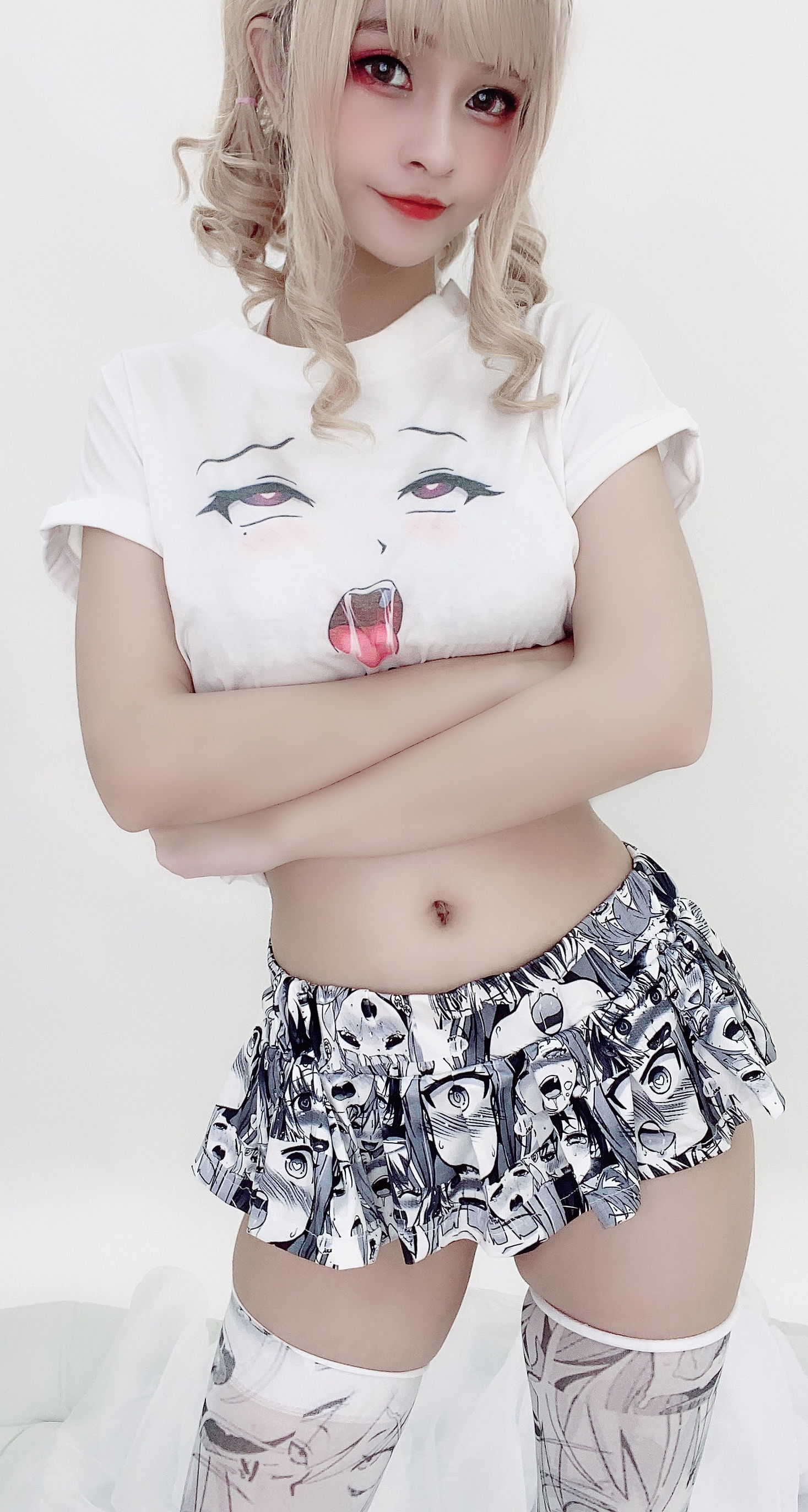 Azami福利 - 阿黑颜衣服-图0