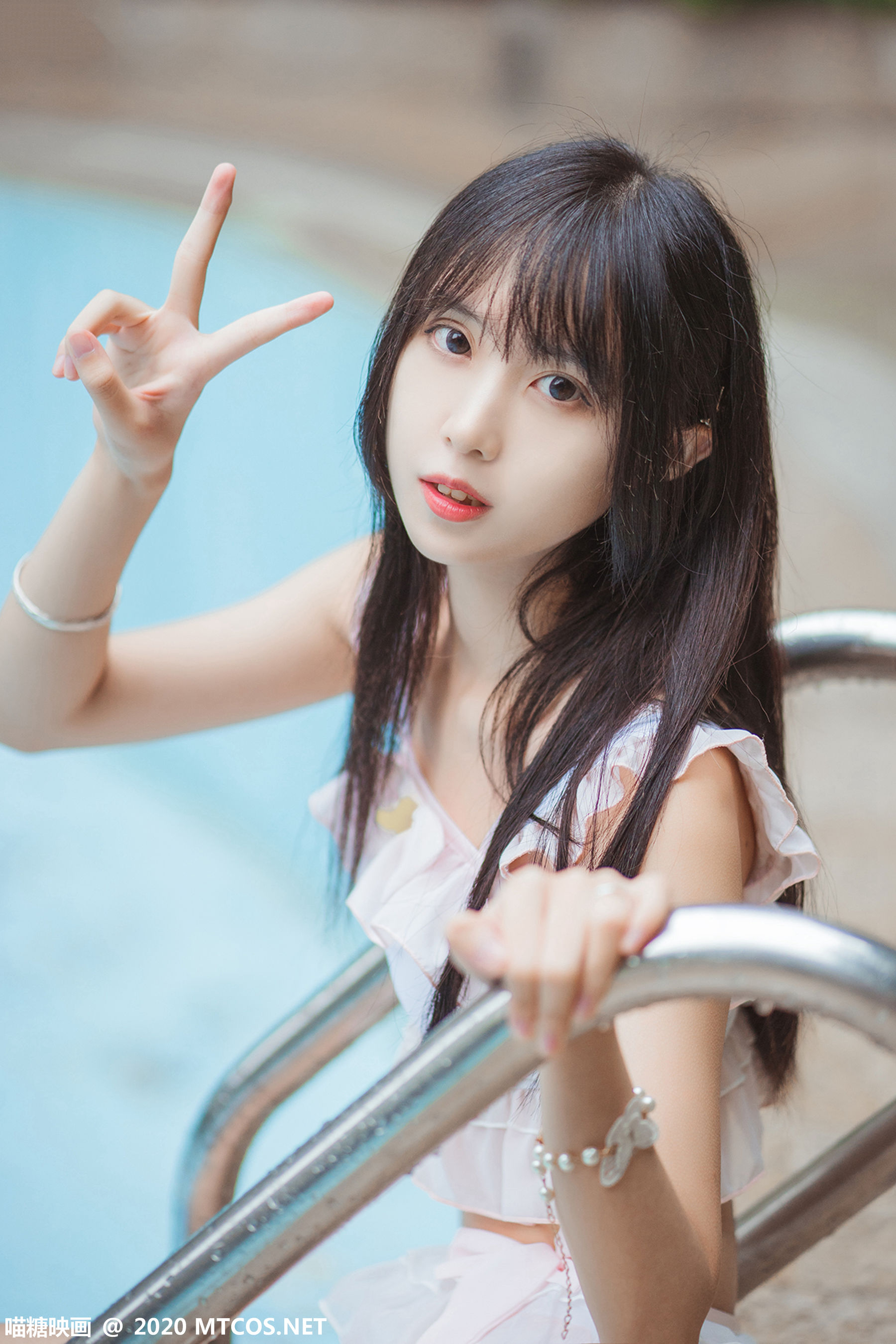 VOL.312 泳池萌妹-图0