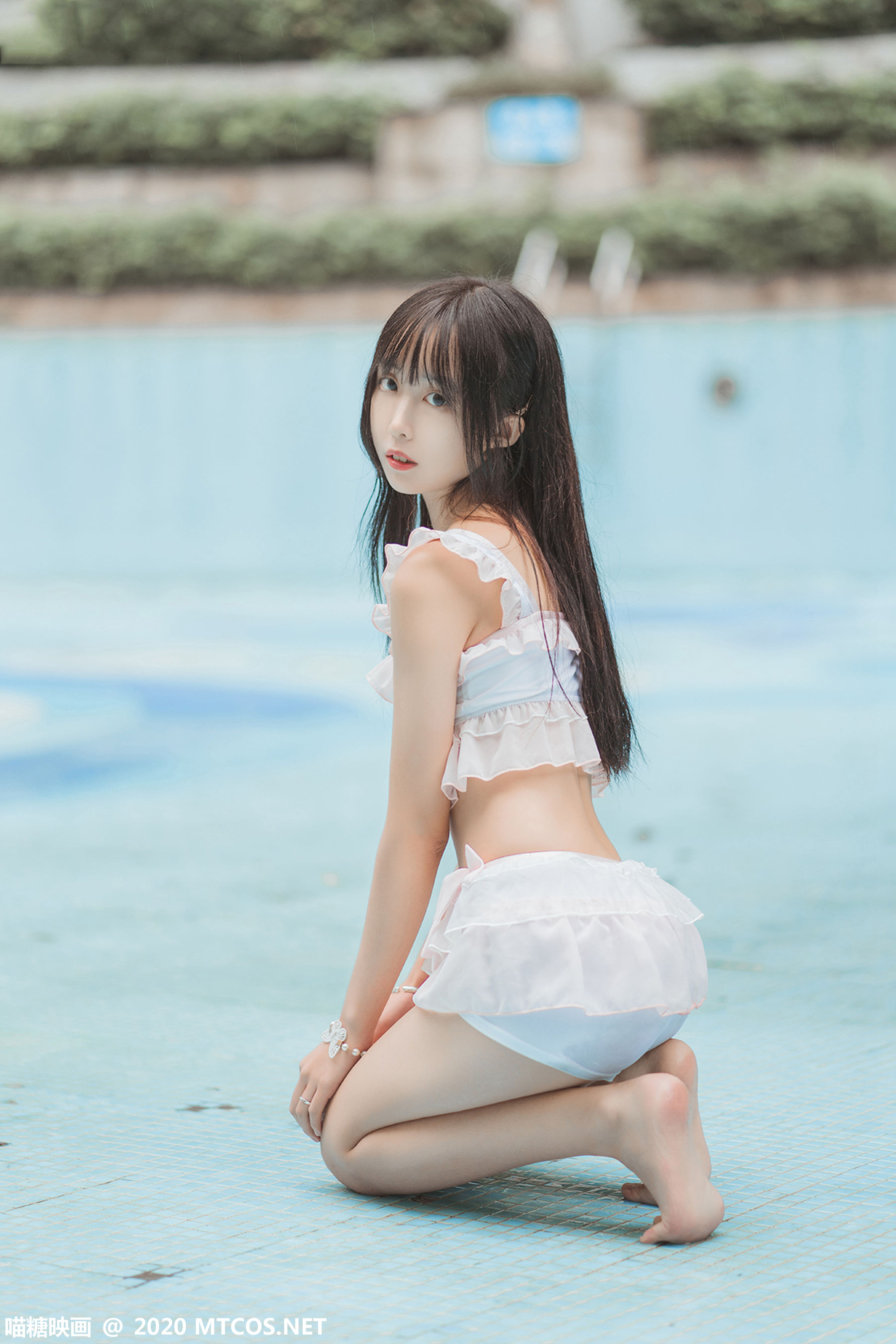 VOL.312 泳池萌妹-图1