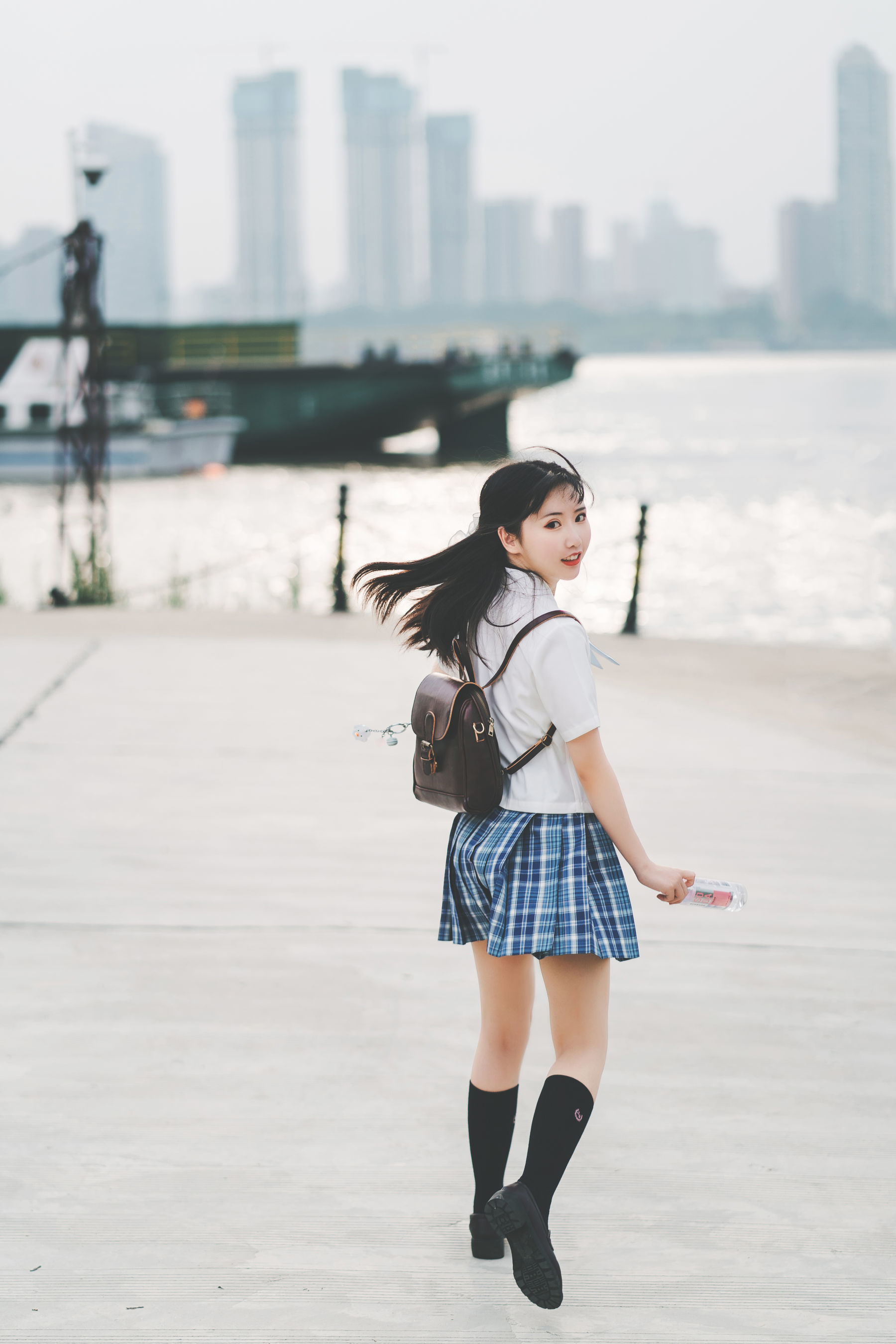 可爱人气Coser面饼仙儿 - 沙雕JK-图1