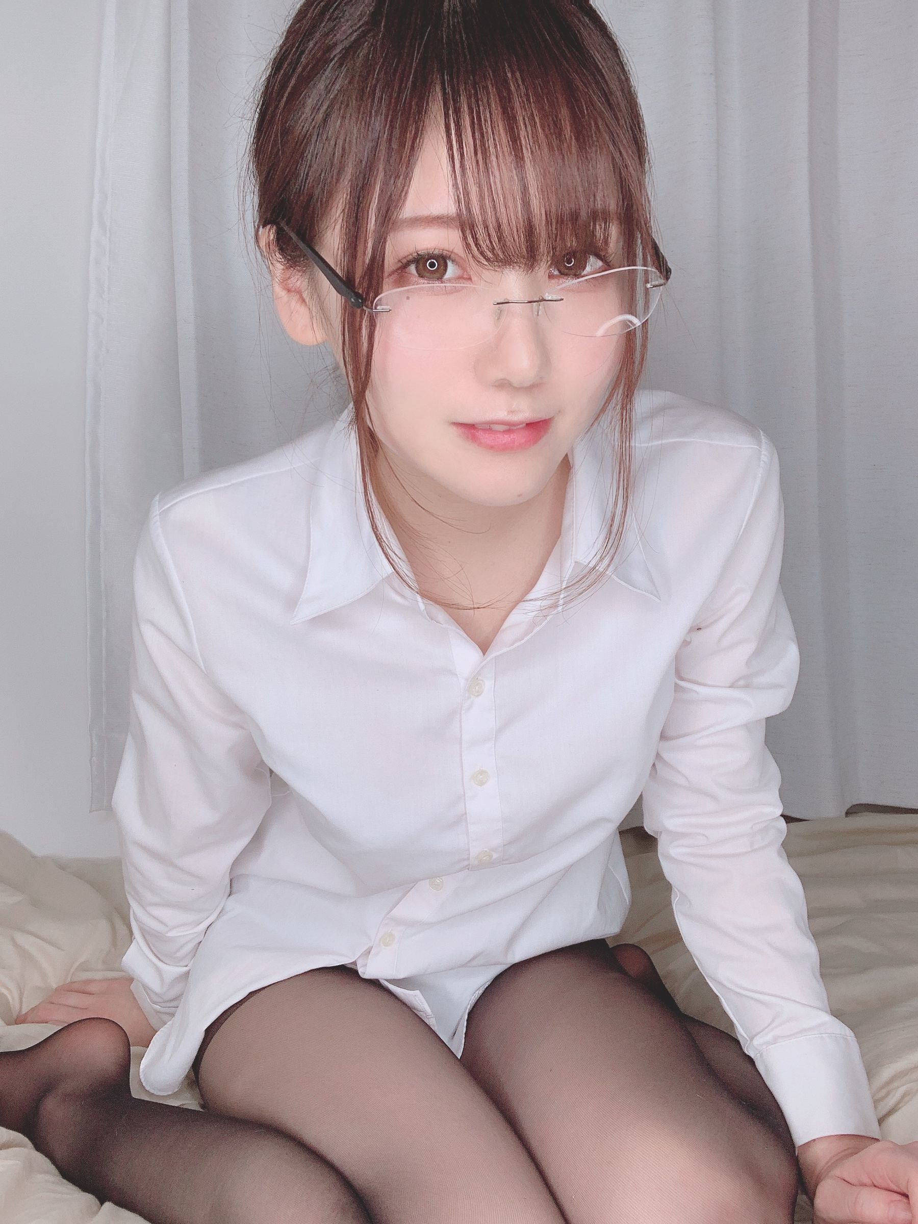 日本甜美COSERけんけん 2020.05 ストッキング(破いたver.)-图11