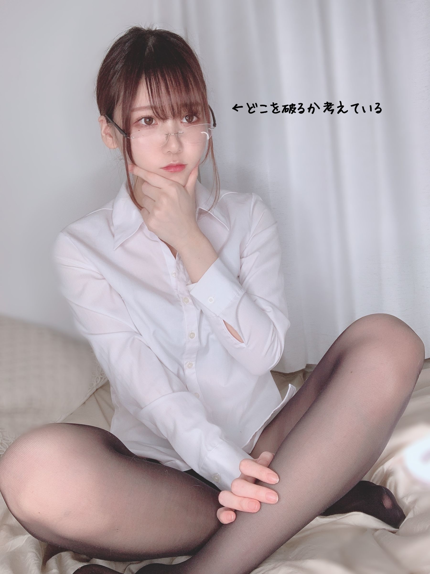 日本甜美COSERけんけん 2020.05 ストッキング(破いたver.)-图12