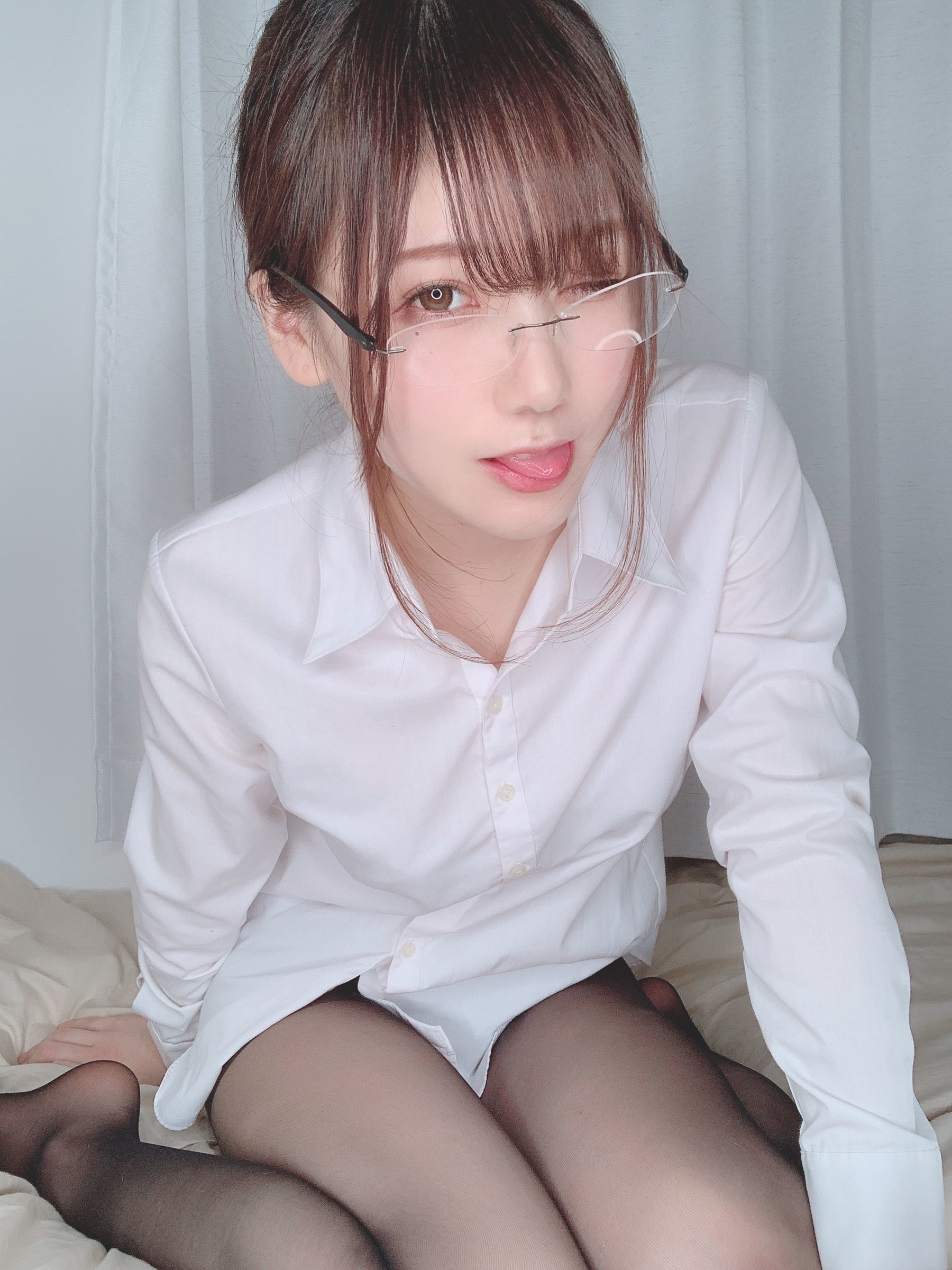 日本甜美COSERけんけん 2020.05 ストッキング(破いたver.)-图16