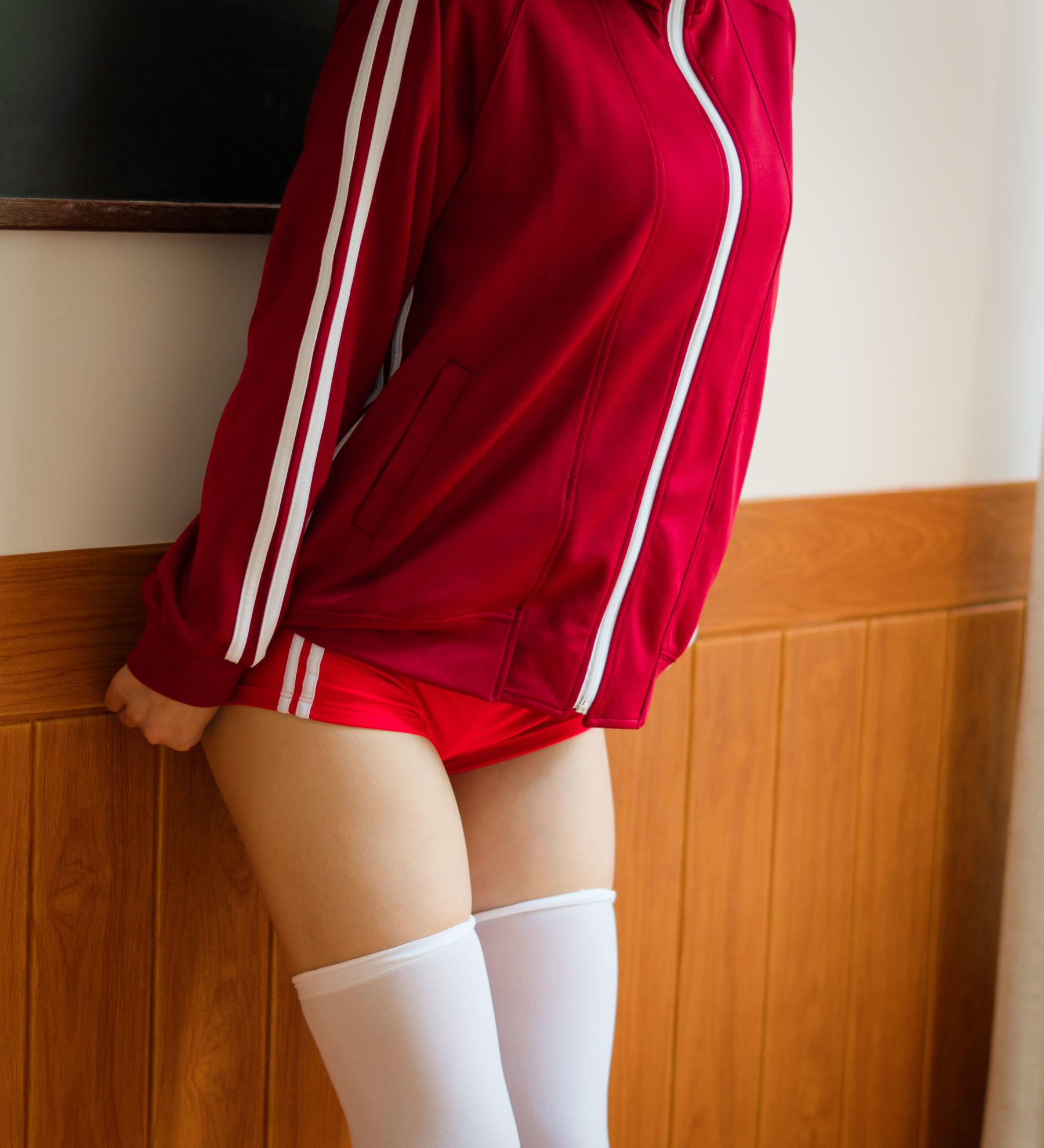 动漫博主小仓千代w - 红色体操服-图5